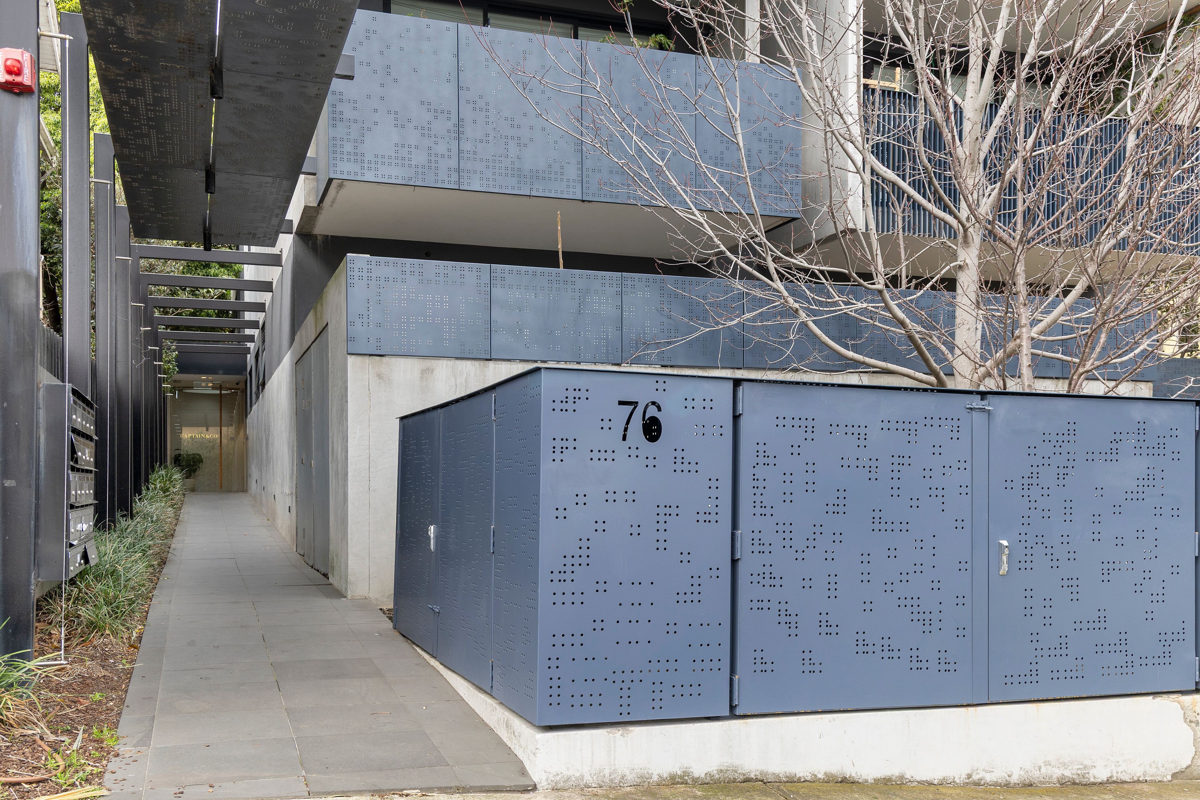 201/76 Barkly Street — photo 14 of 17