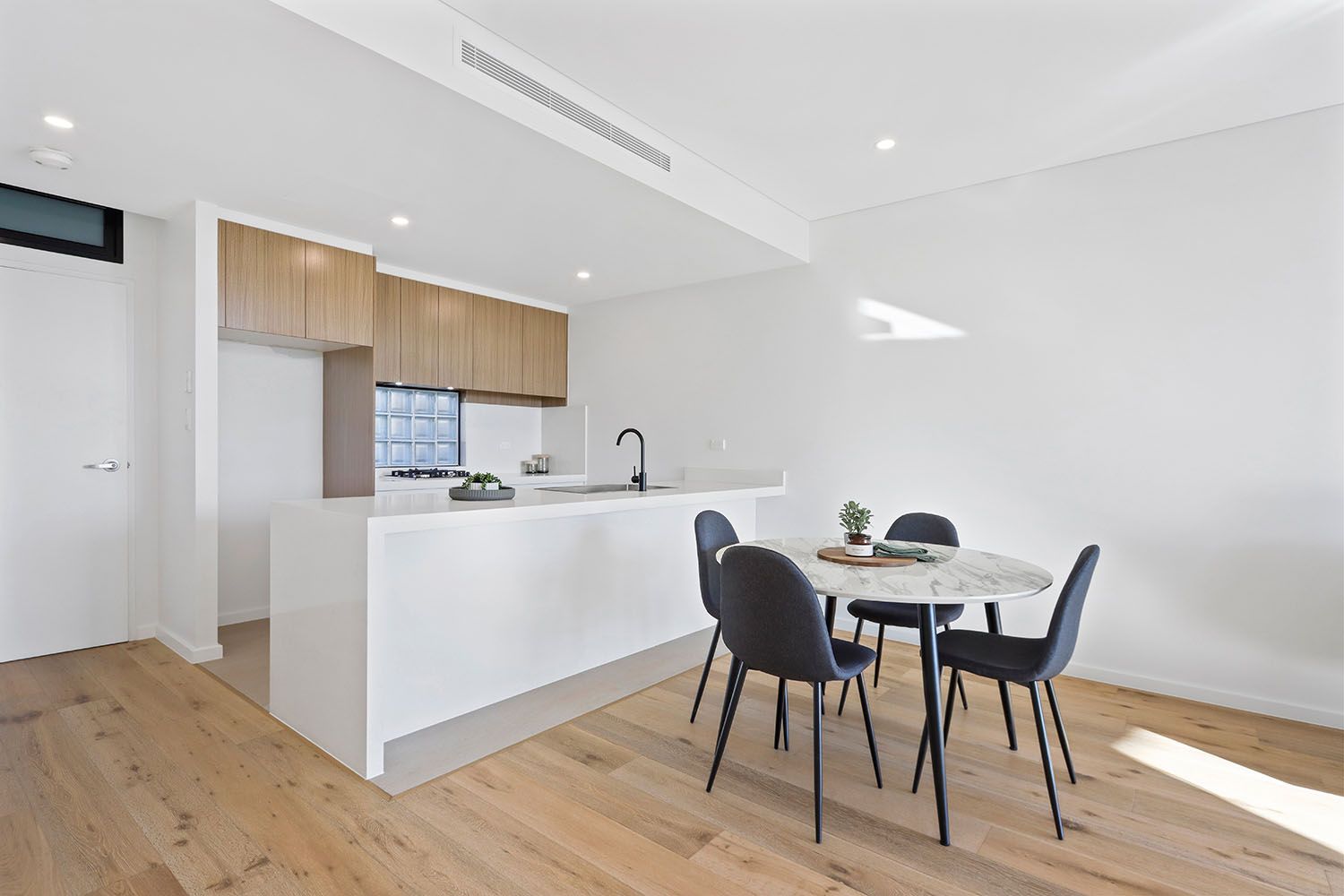 203/5-7 Higherdale Avenue, Miranda, NSW 2228