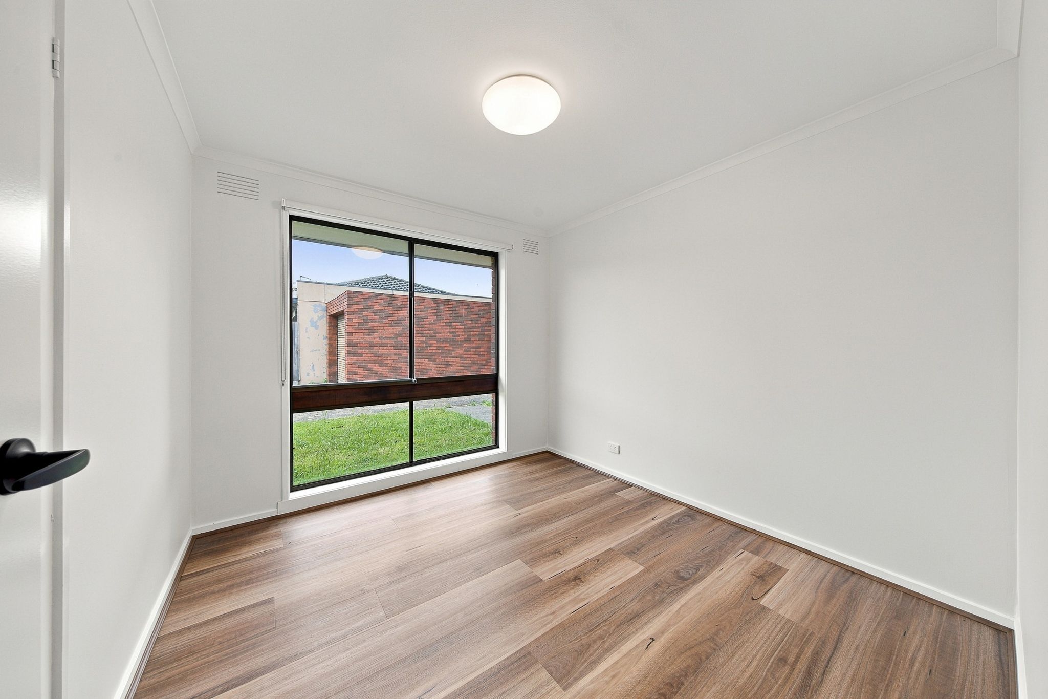 3/4 Fairfield Street — photo 7 of 10