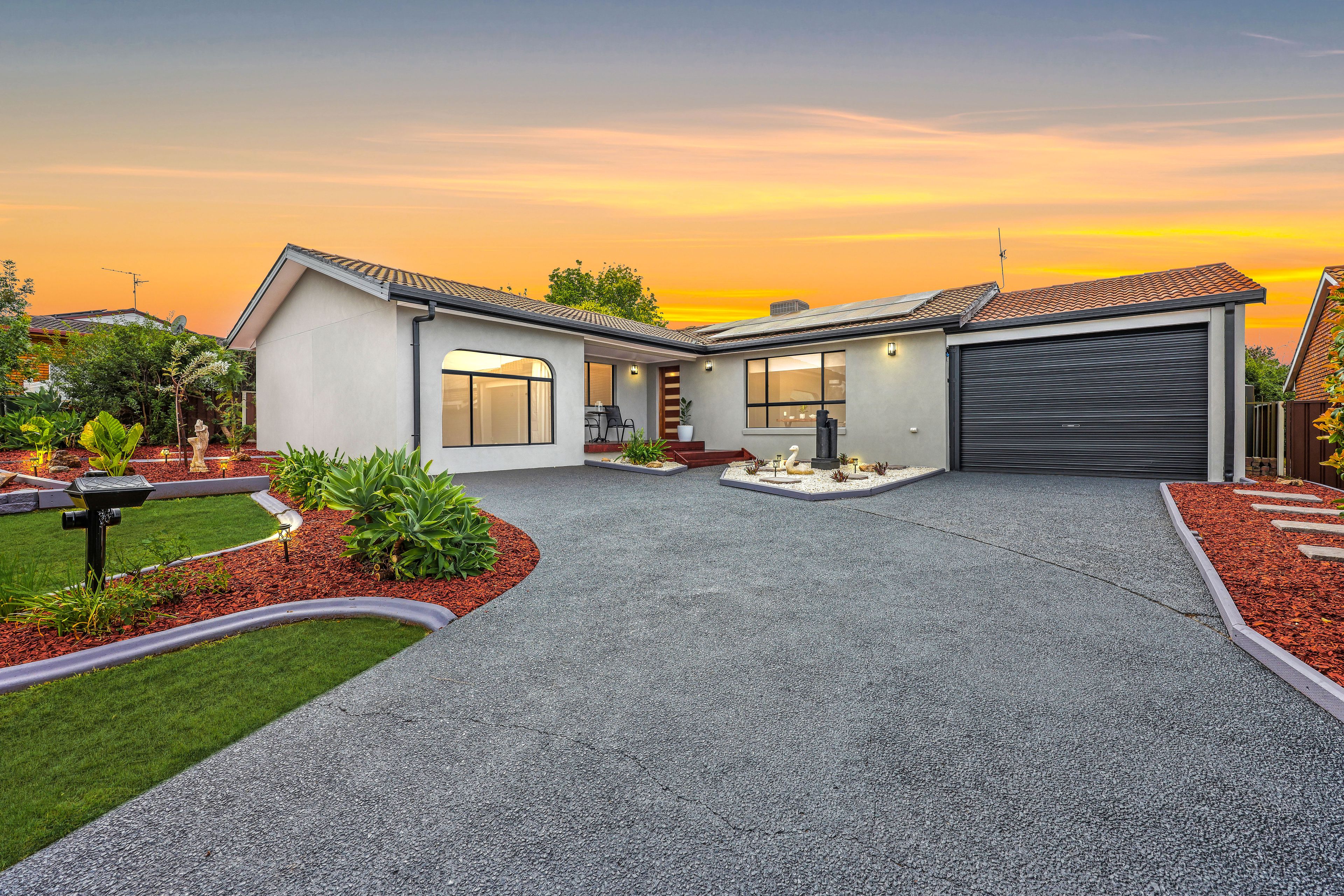 37 Bandalong Street, Tamworth NSW 2340