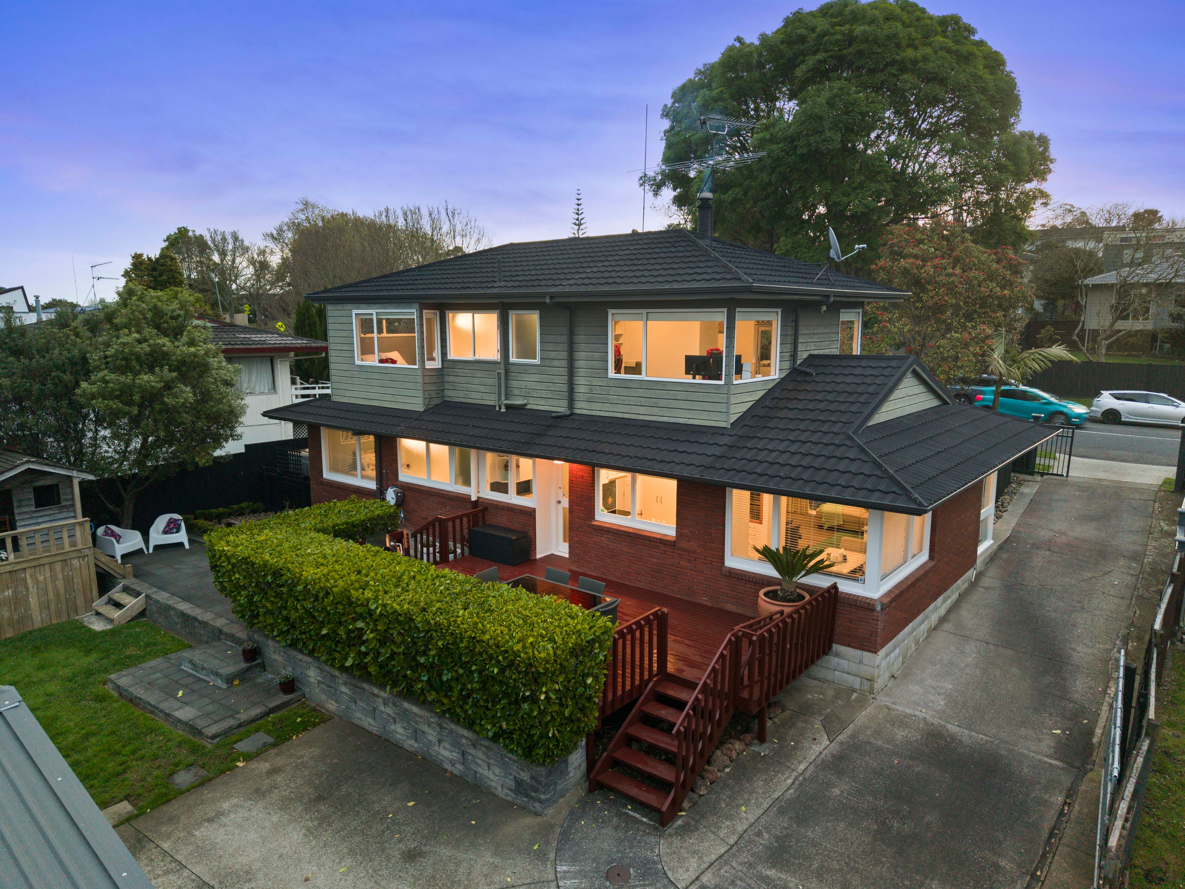 32 Mirrabooka Avenue, Botany Downs, Manukau City