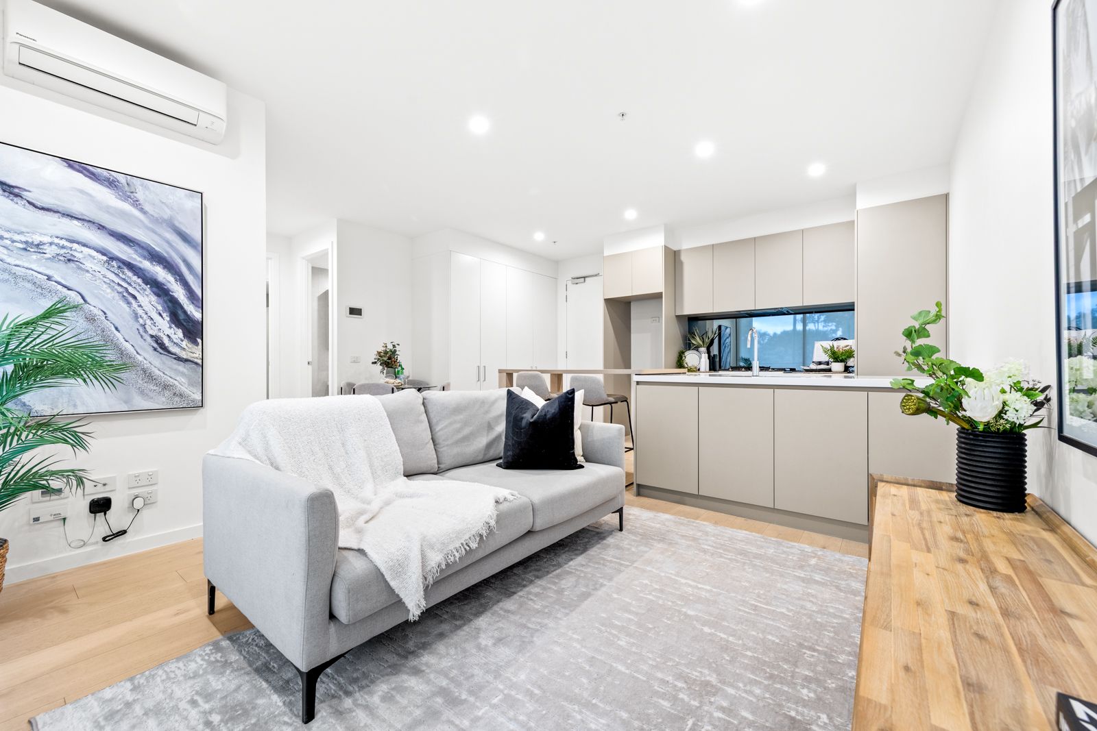 203/168 Whitehorse Road, Blackburn, VIC 3130
