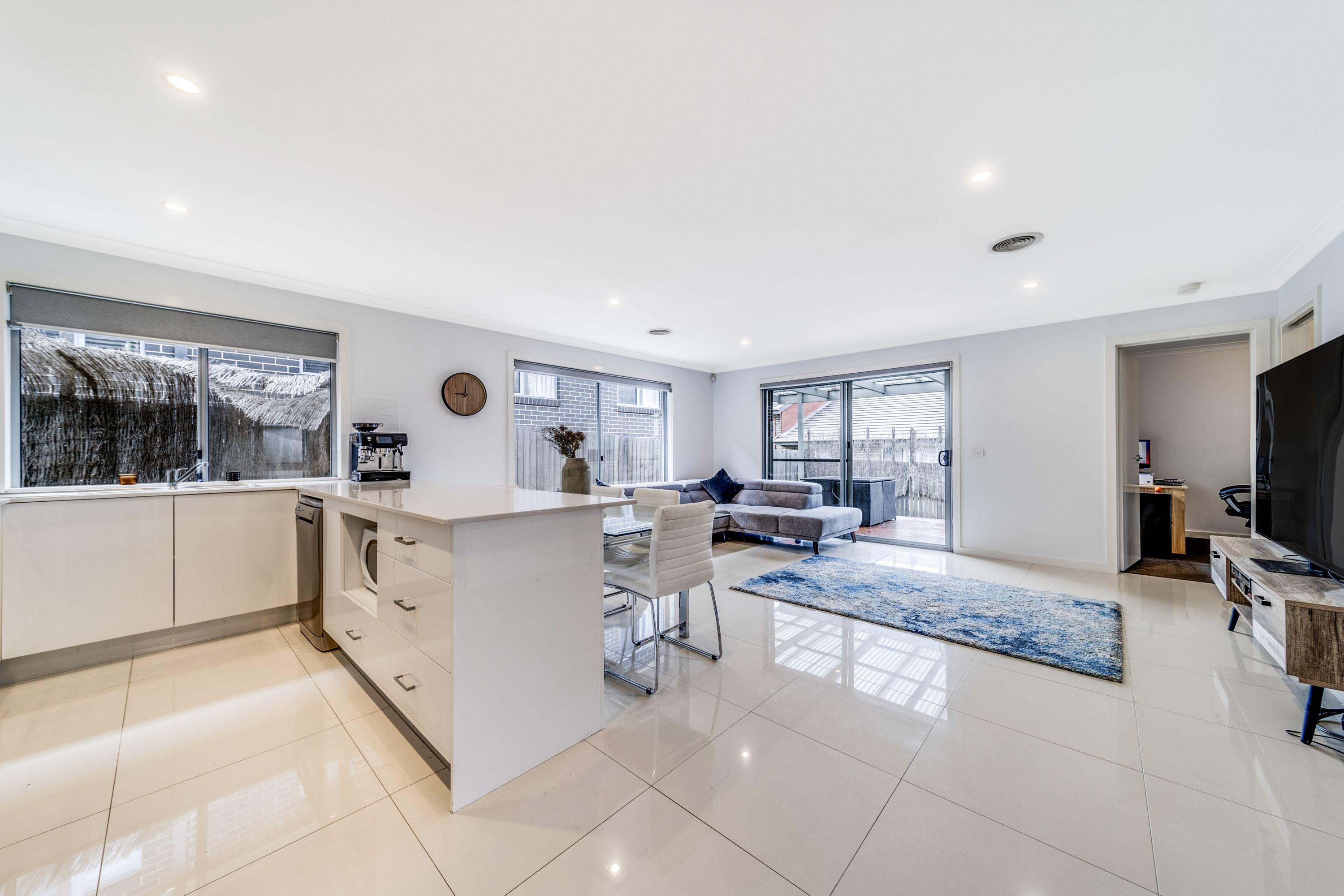 3 Madi Way — photo 3 of 15