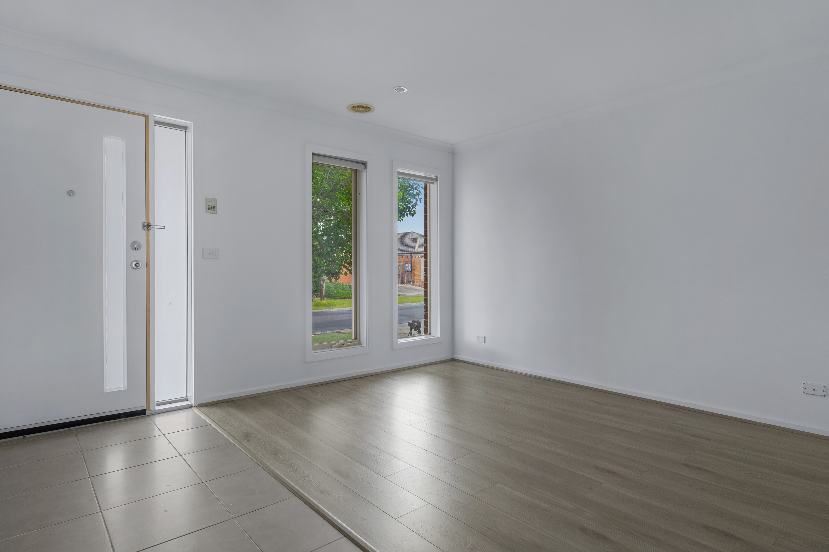 2/18 Starflower Way, Truganina, VIC 3029