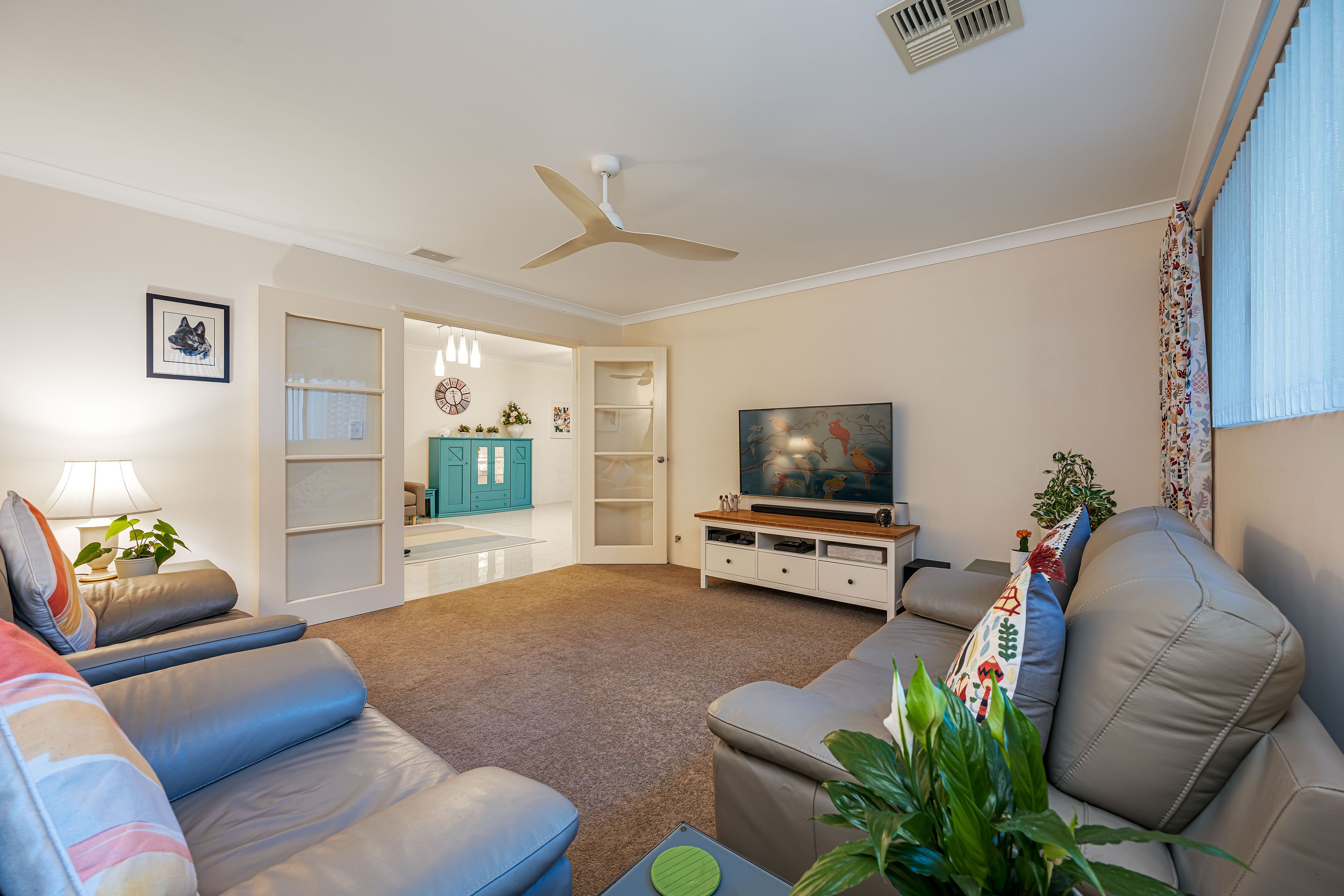 12 Oakbank Crescent — photo 14 of 30