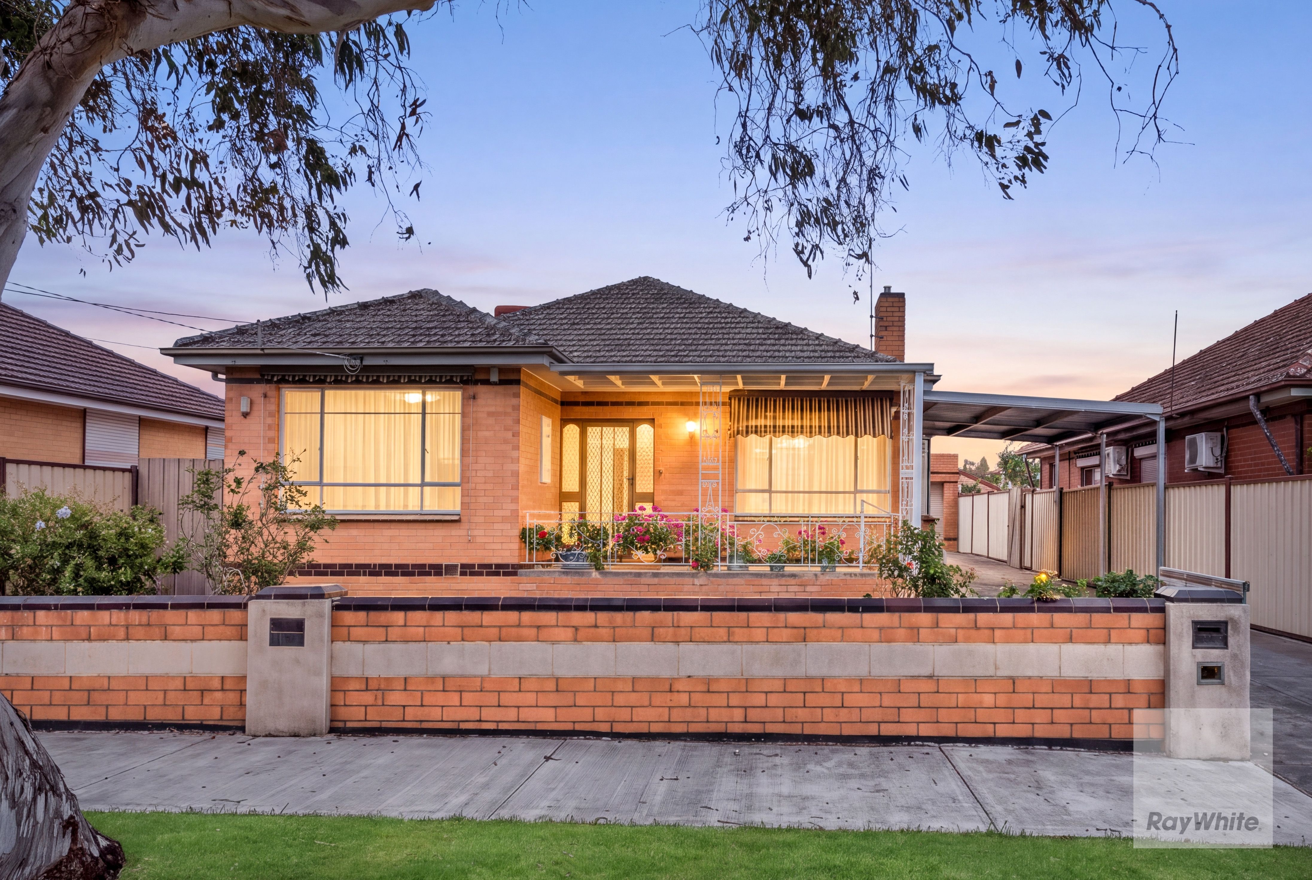 44 View Street — photo from Ray White Caroline Springs