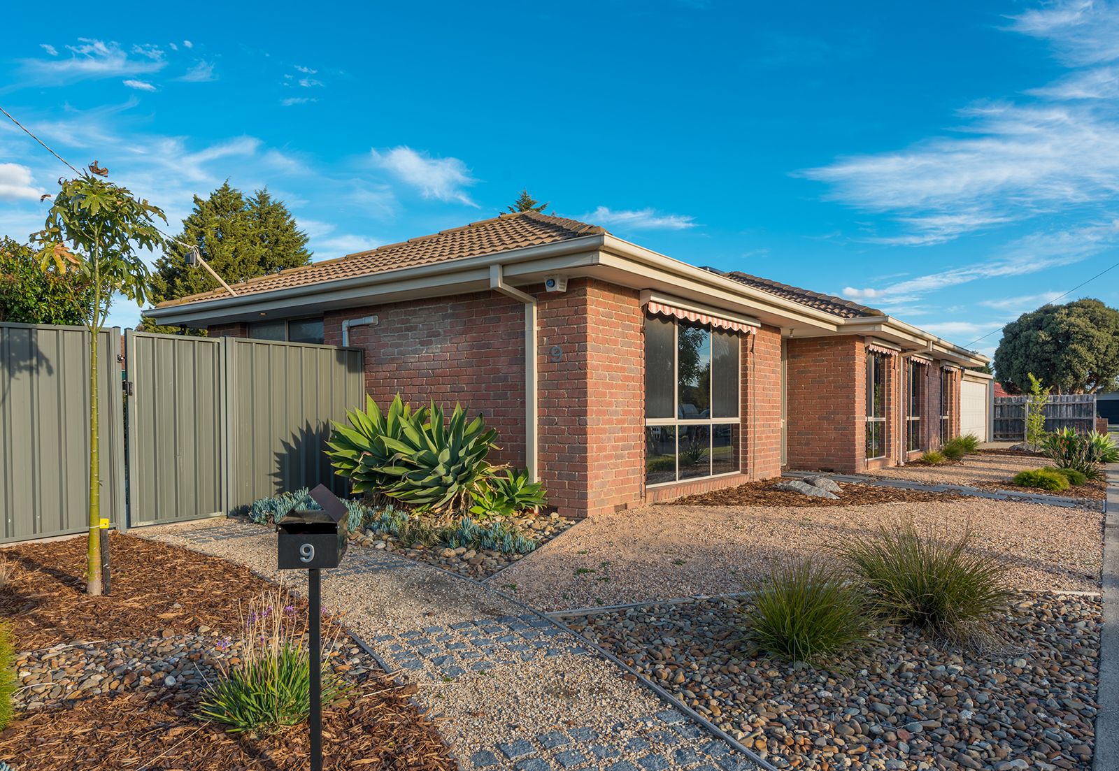 9 Farnborough Avenue, Craigieburn, VIC 3064