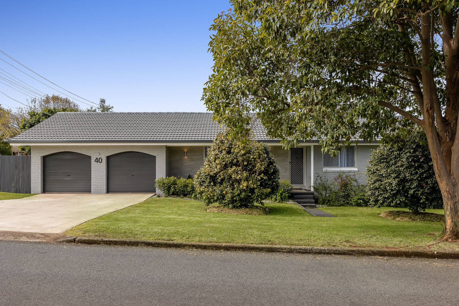 40 Debra Street, Centenary Heights QLD 4350