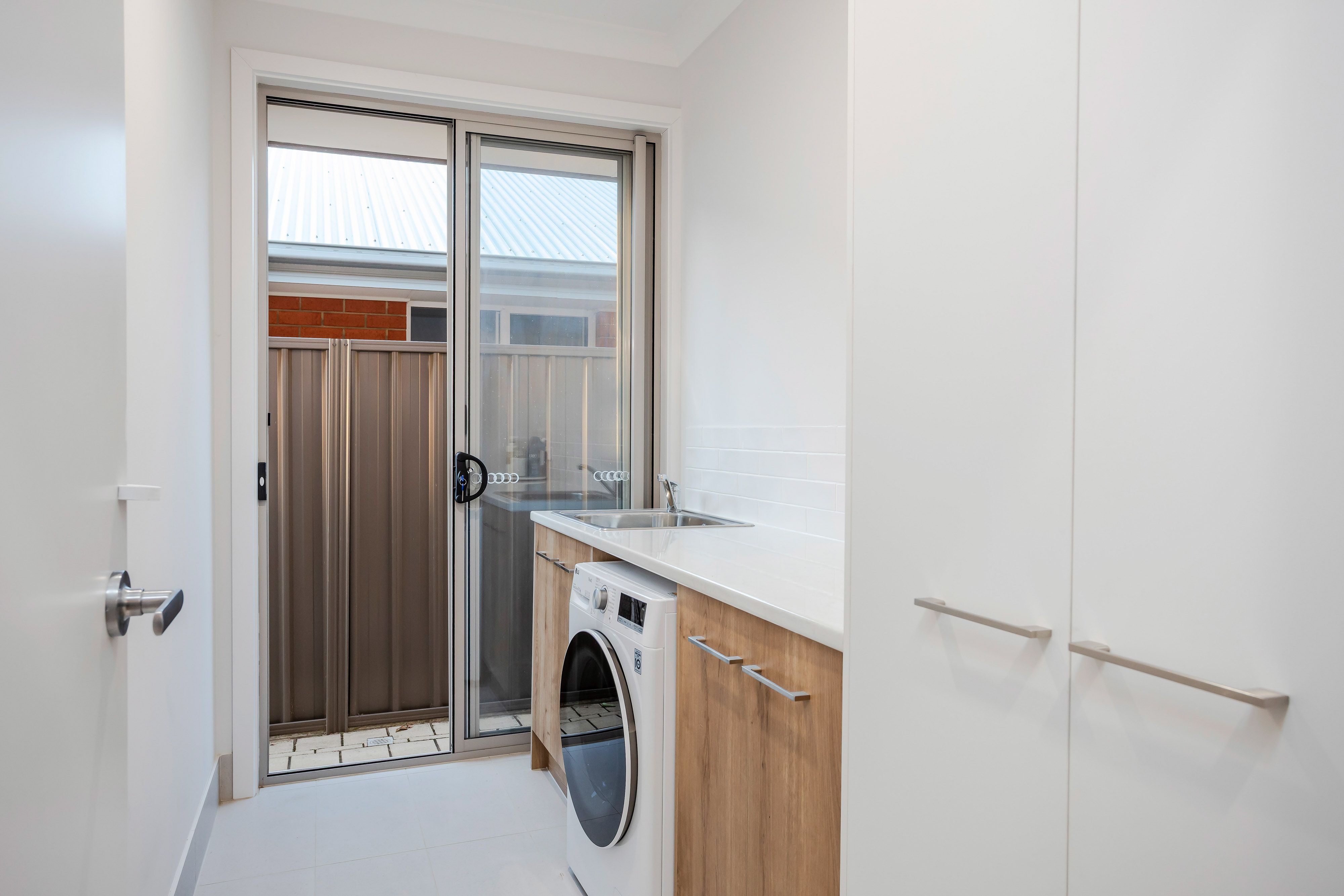 41 Branksome Terrace — photo 8 of 21
