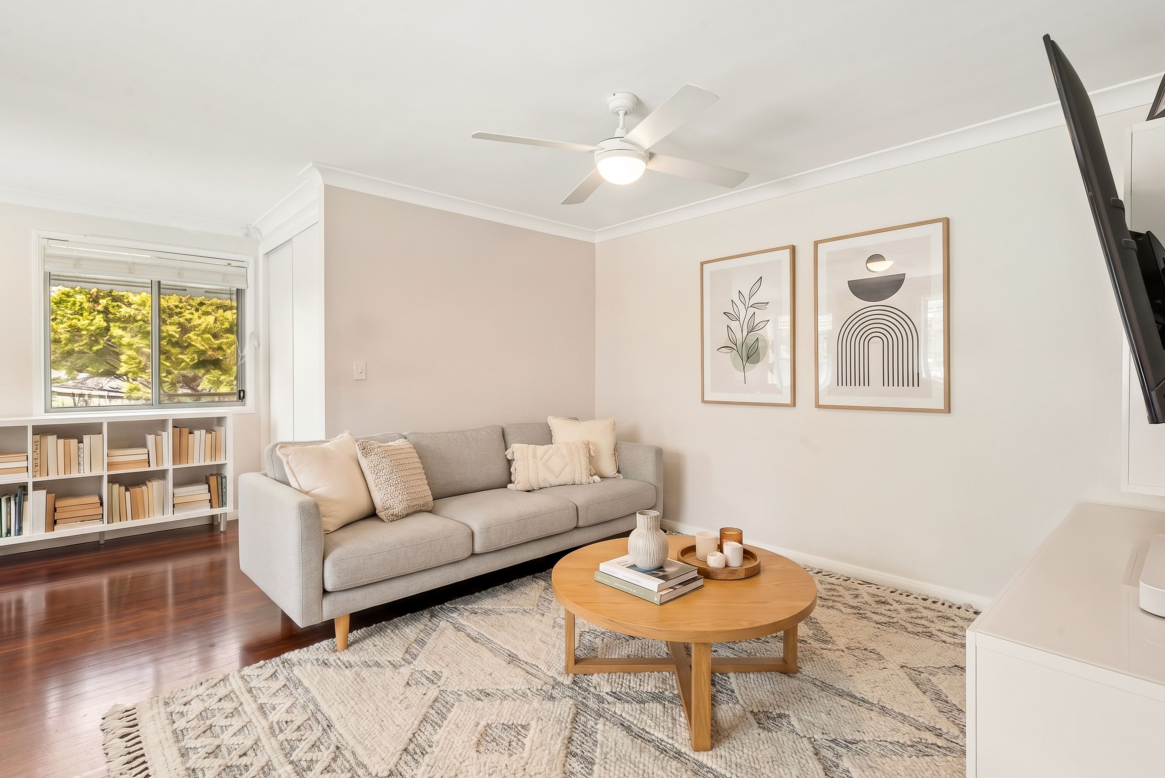12 Burloo Crescent — photo 4 of 19