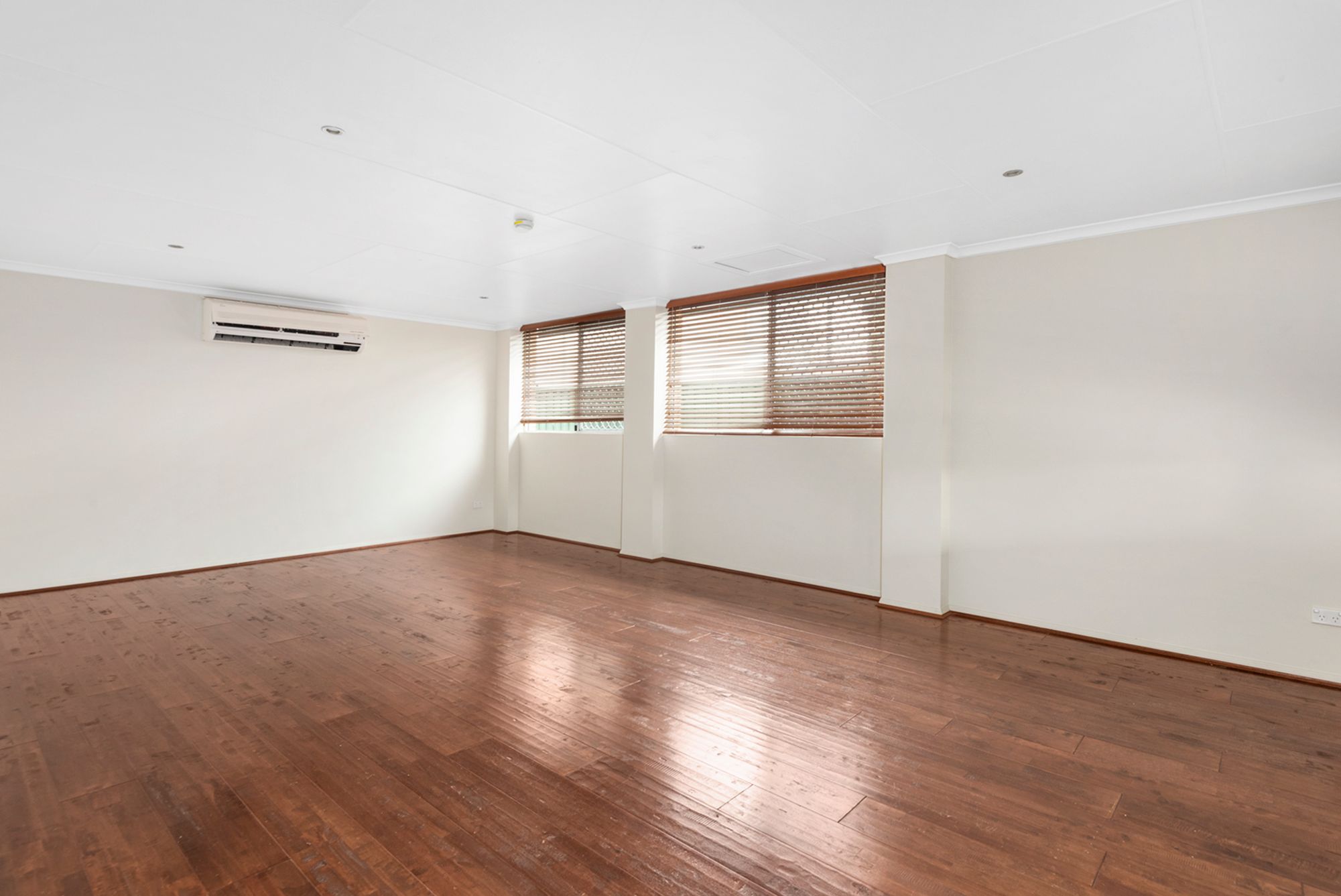 87 Henry Street, Wynnum, QLD 4178