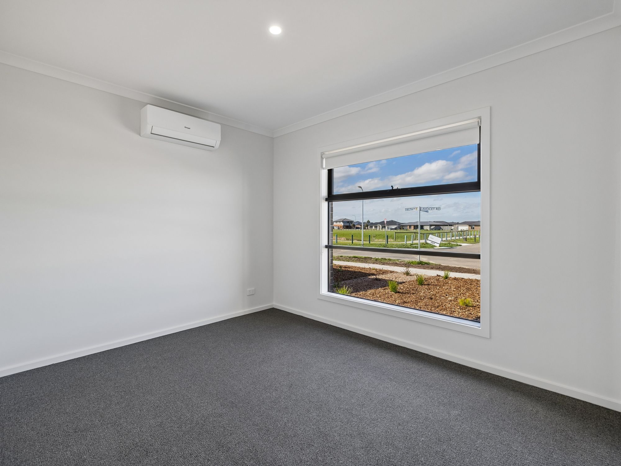 2 Avocet Road — photo 7 of 15