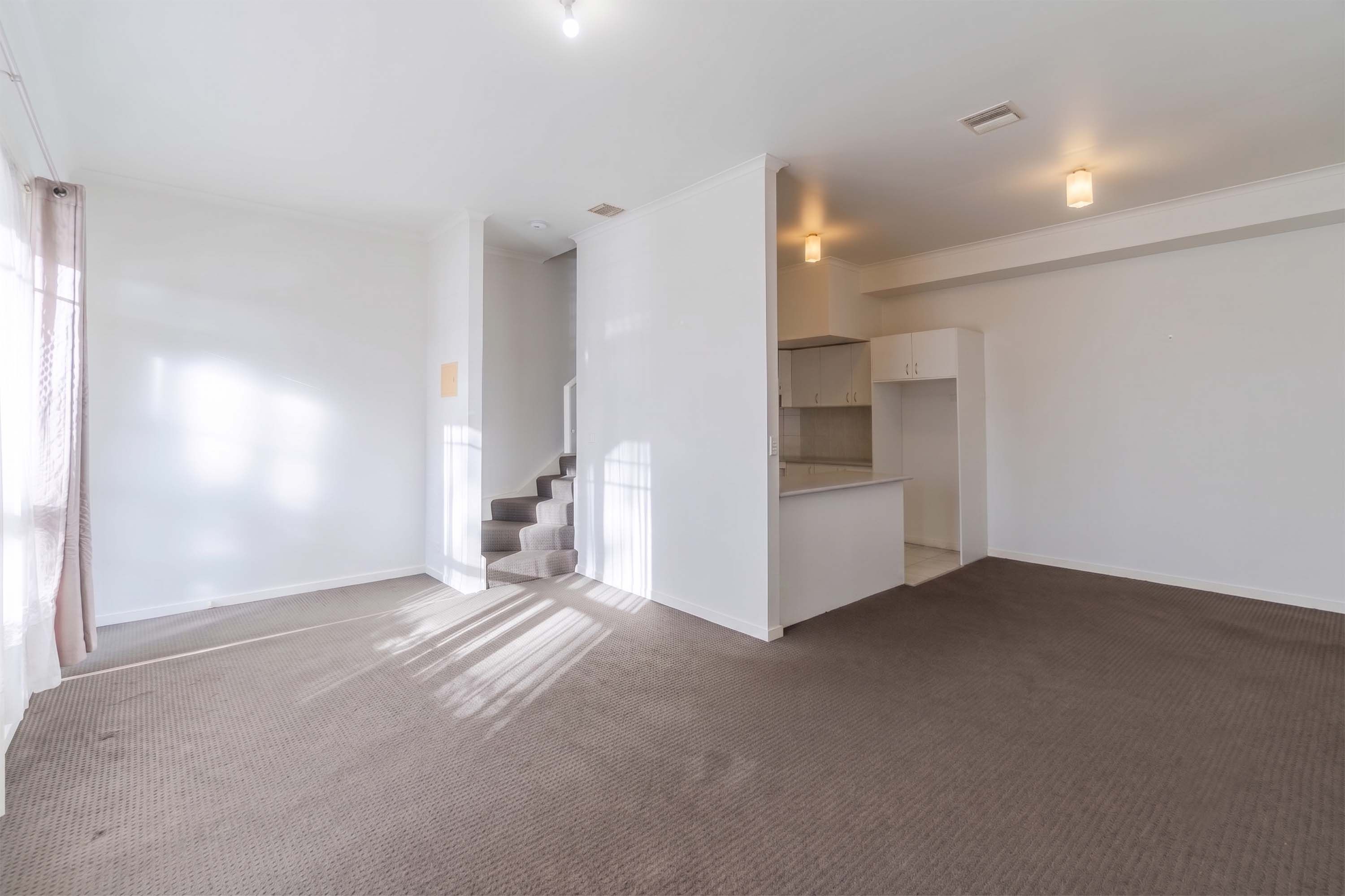 8/463 Belmore Road — photo 3 of 9