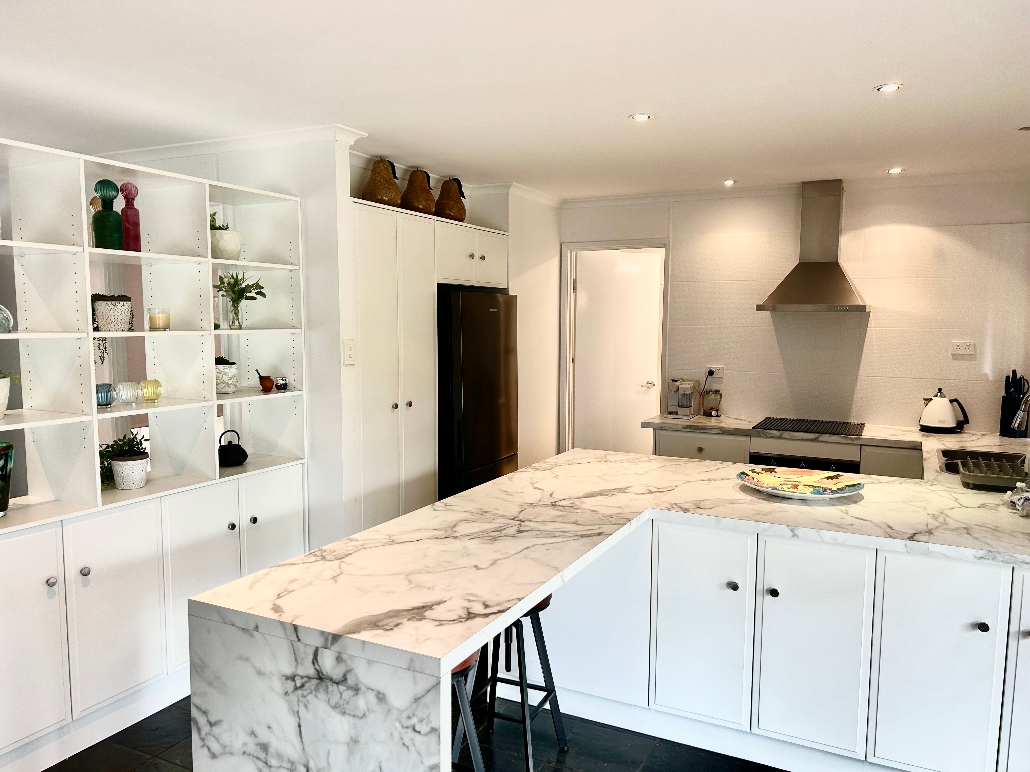 2-4 Caroline Street — photo 4 of 16