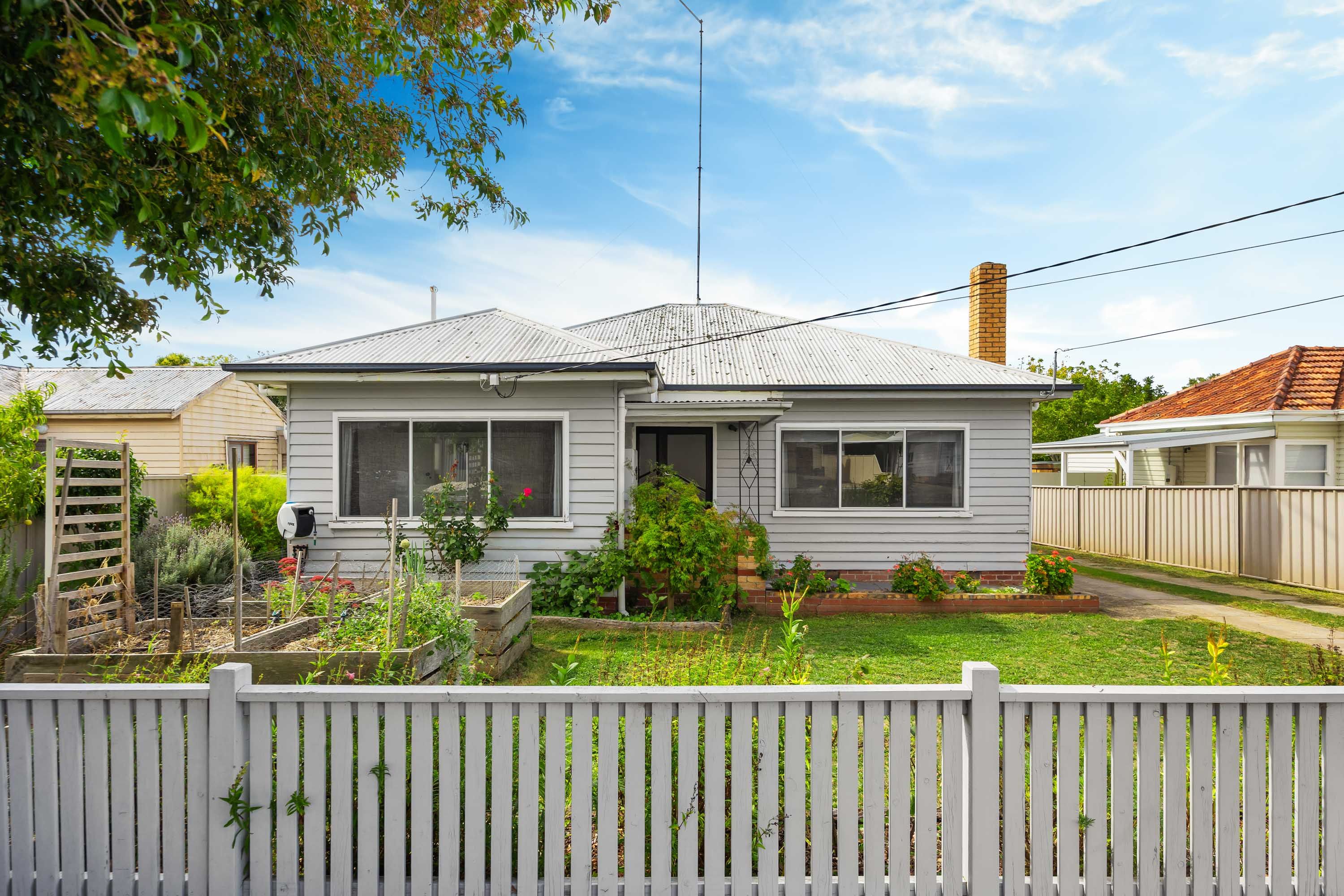 14 Prefect Street, Wendouree VIC 3355