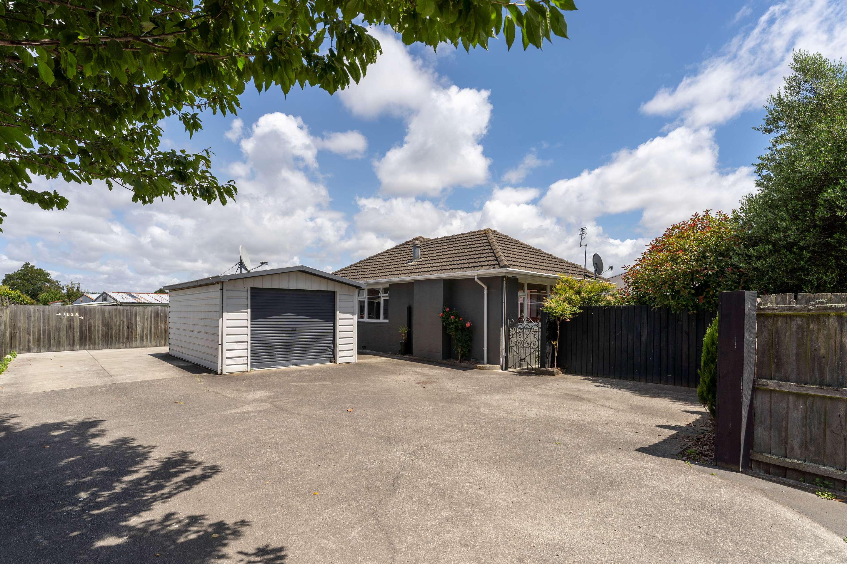111 Sawyers Arms Road, Papanui, Christchurch City Real Estate Ray