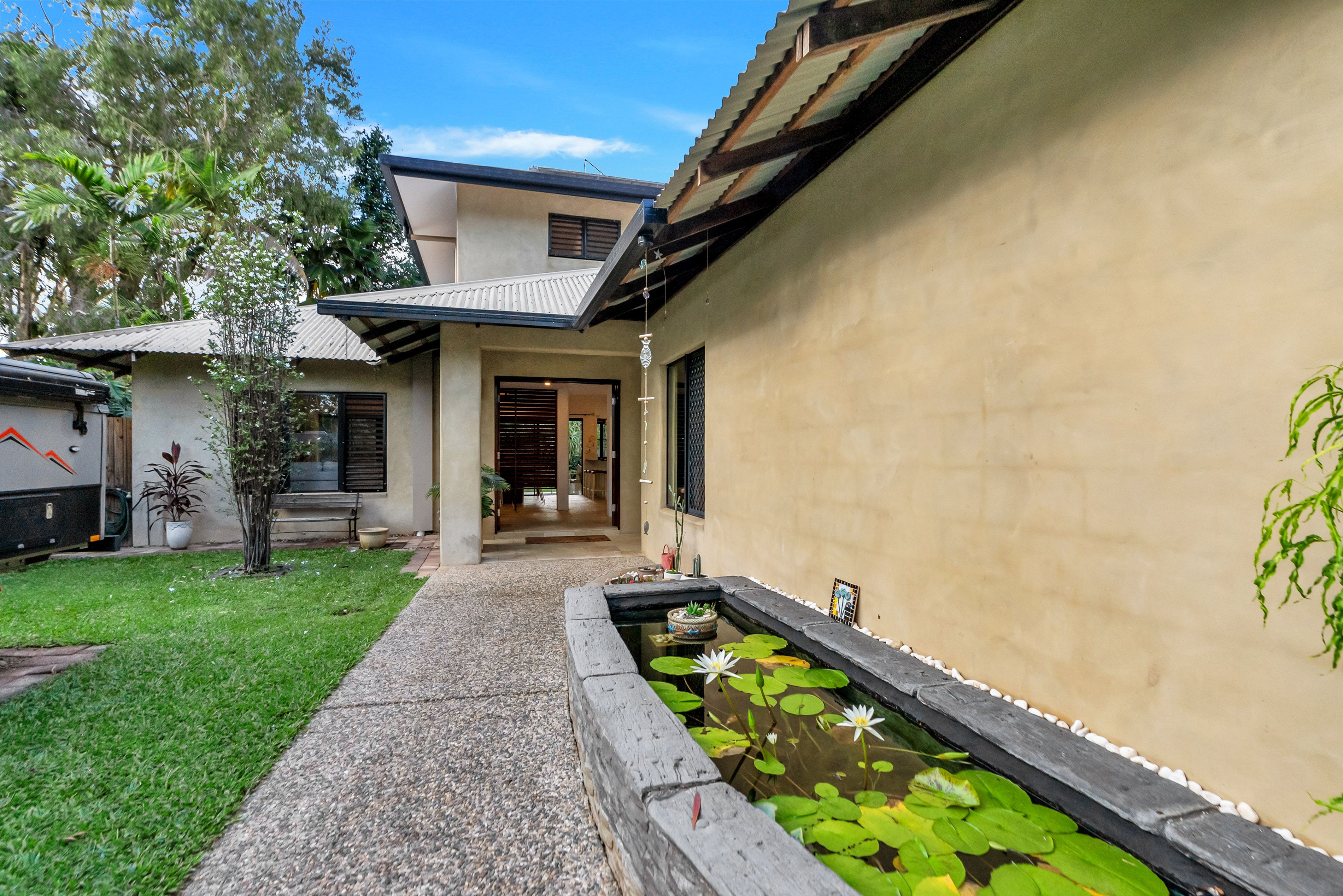 3 Magnolia Street, Holloways Beach, QLD 4878