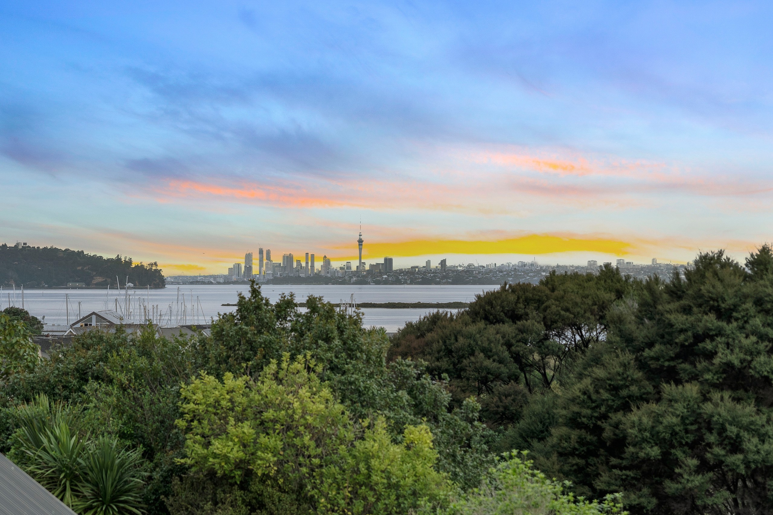 2/1 Clearwater Cove, West Harbour, Waitakere City