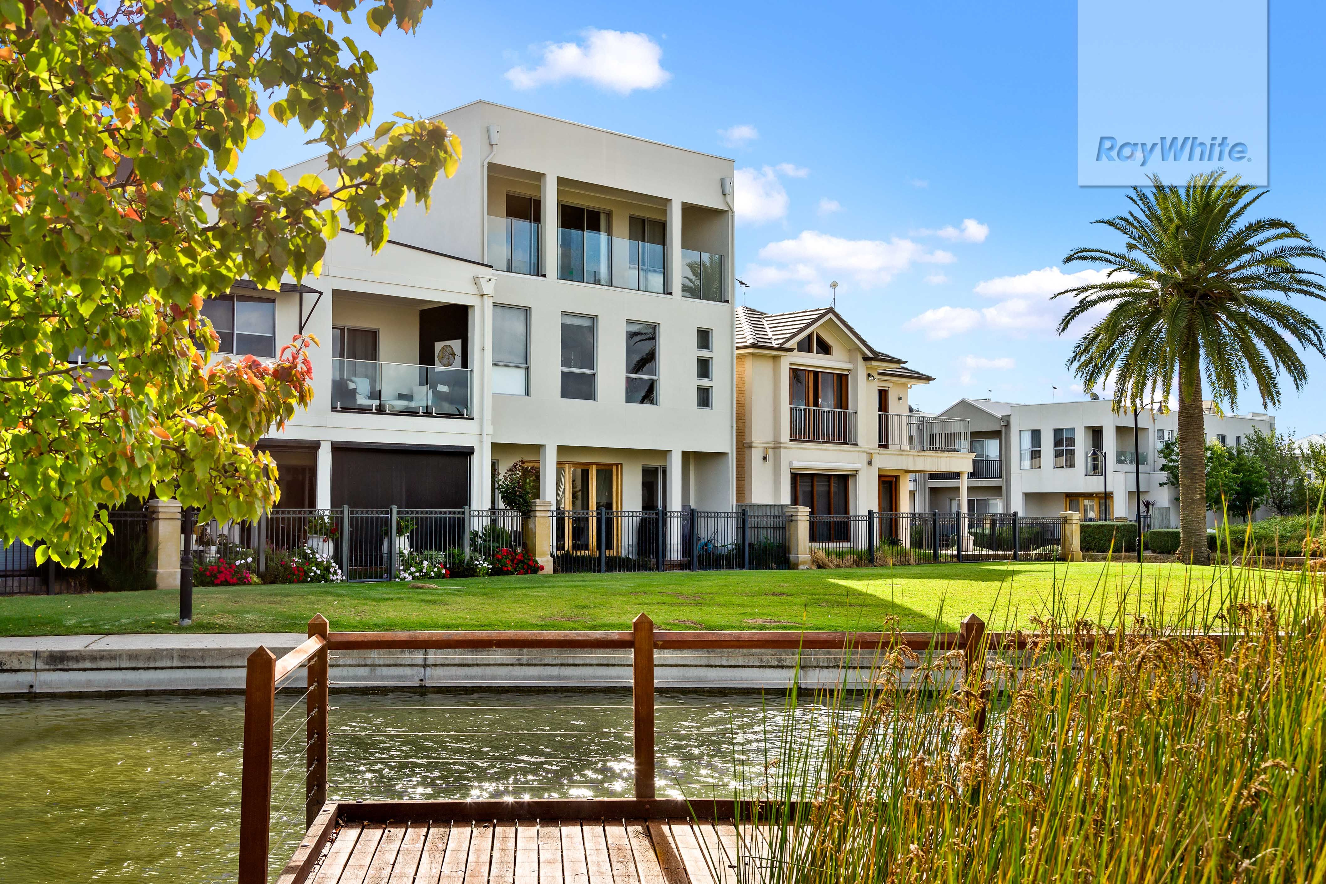 35 Santorini Walk, Mawson Lakes SA 5095
