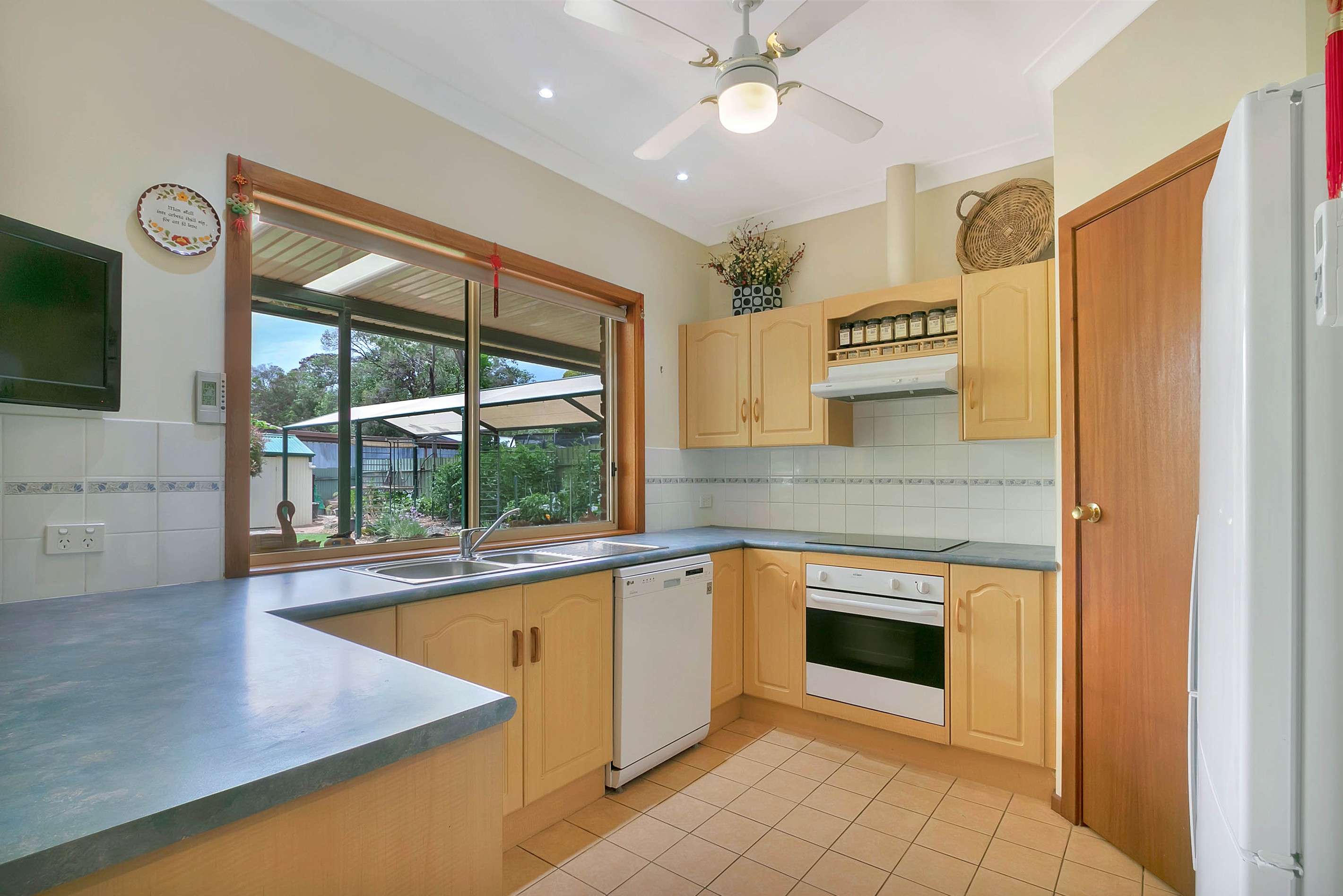 29 Krieg Road, Evanston Park, SA 5116