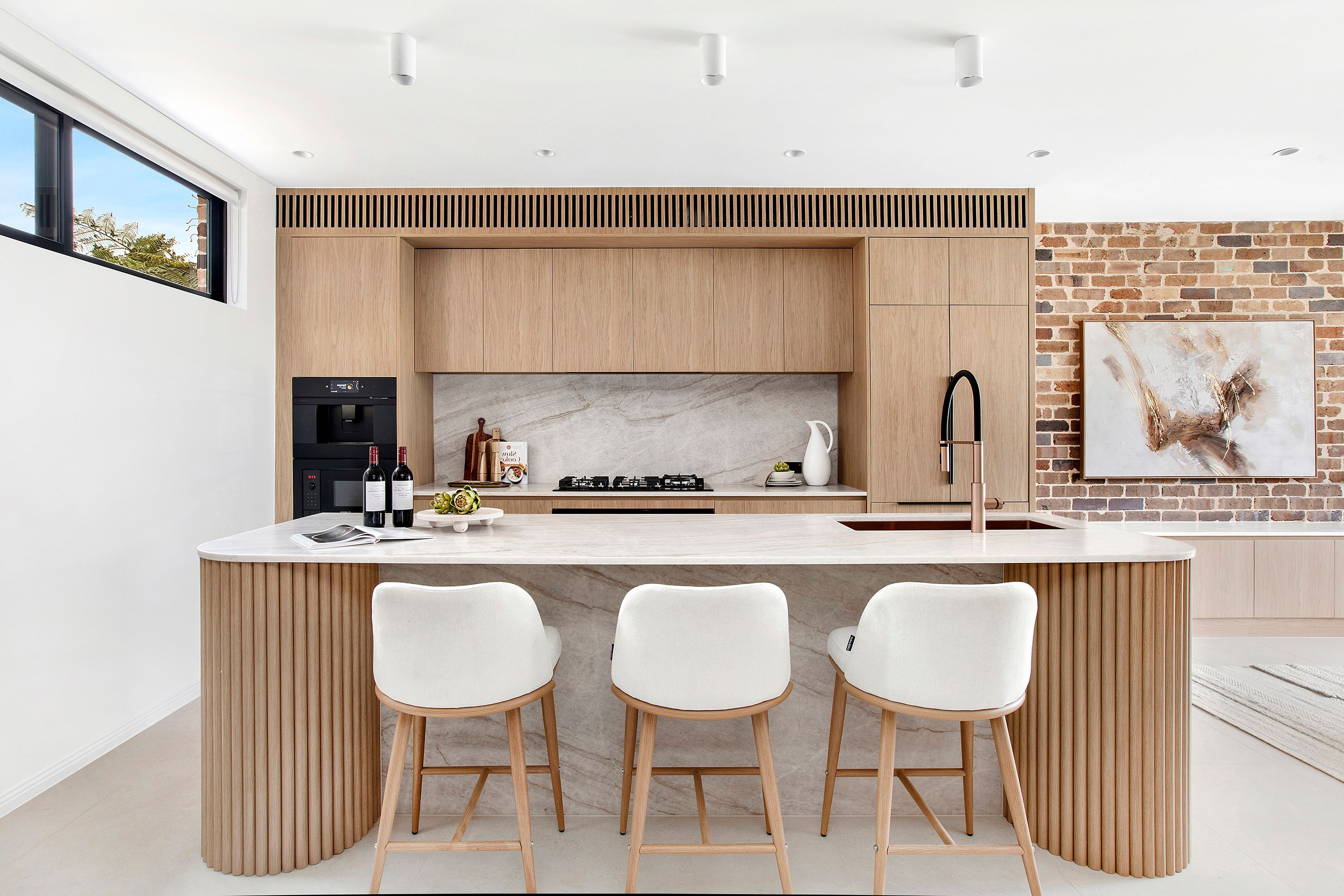 305A Beauchamp Road — photo 3 of 14