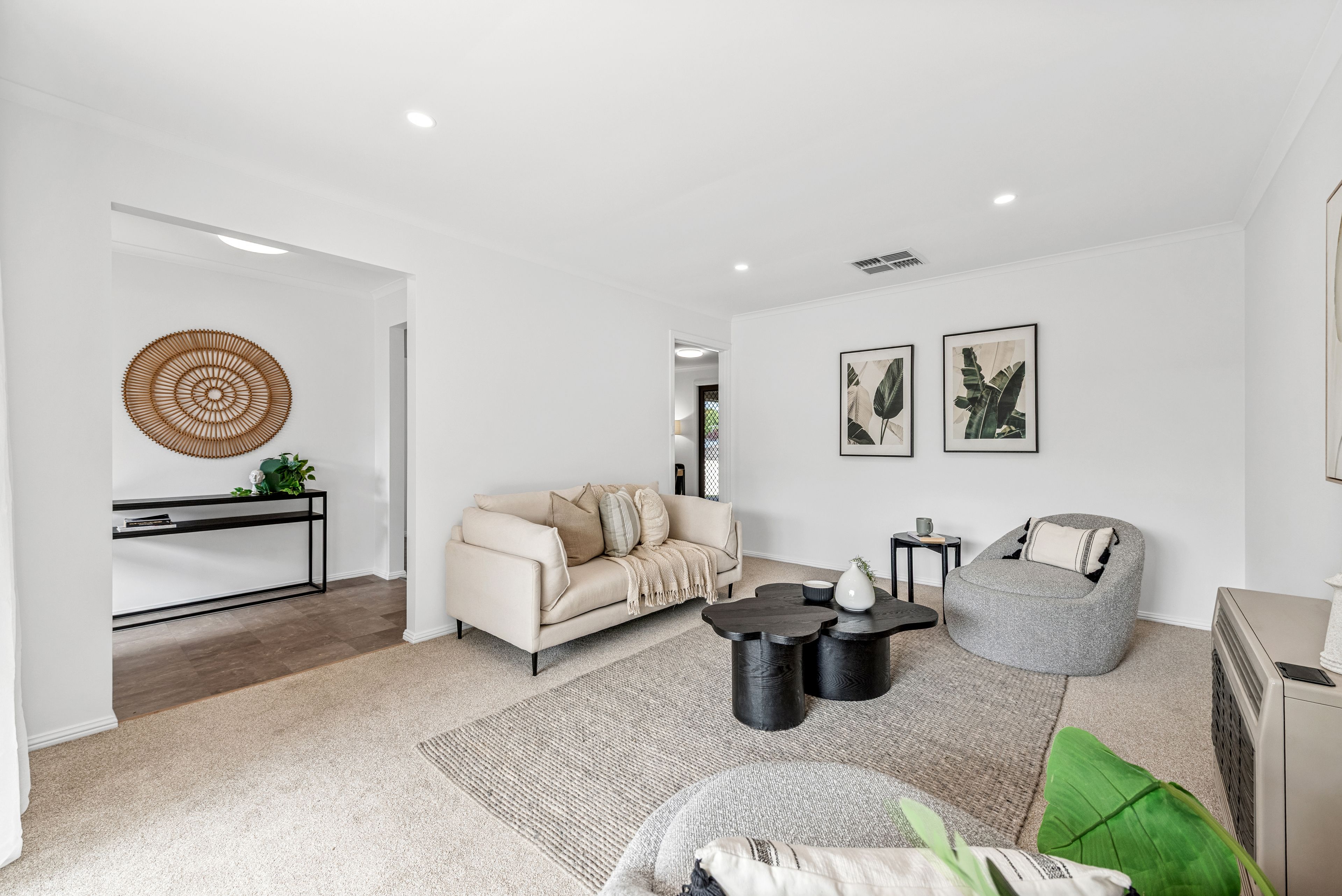 7 Dridan Crescent — photo 6 of 24