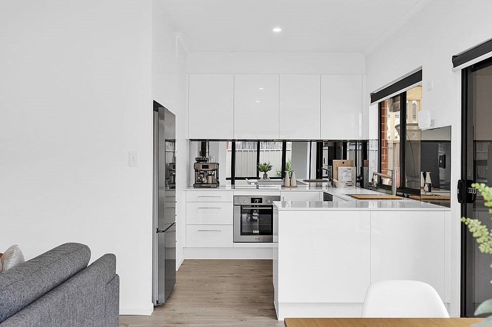 9 Lanark Avenue, Mitchell Park, SA 5043