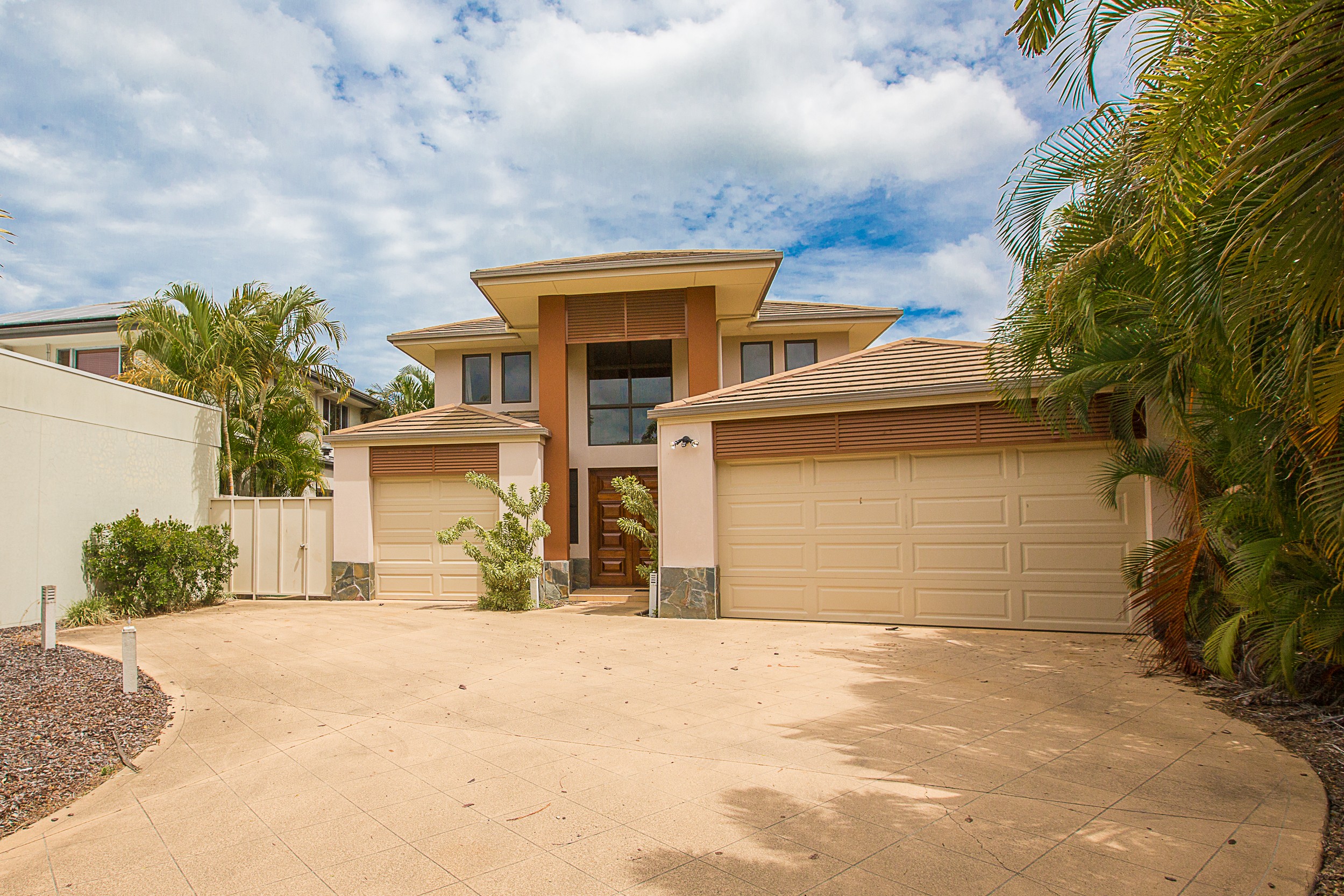 2303 Belmont Court, Hope Island, QLD 4212