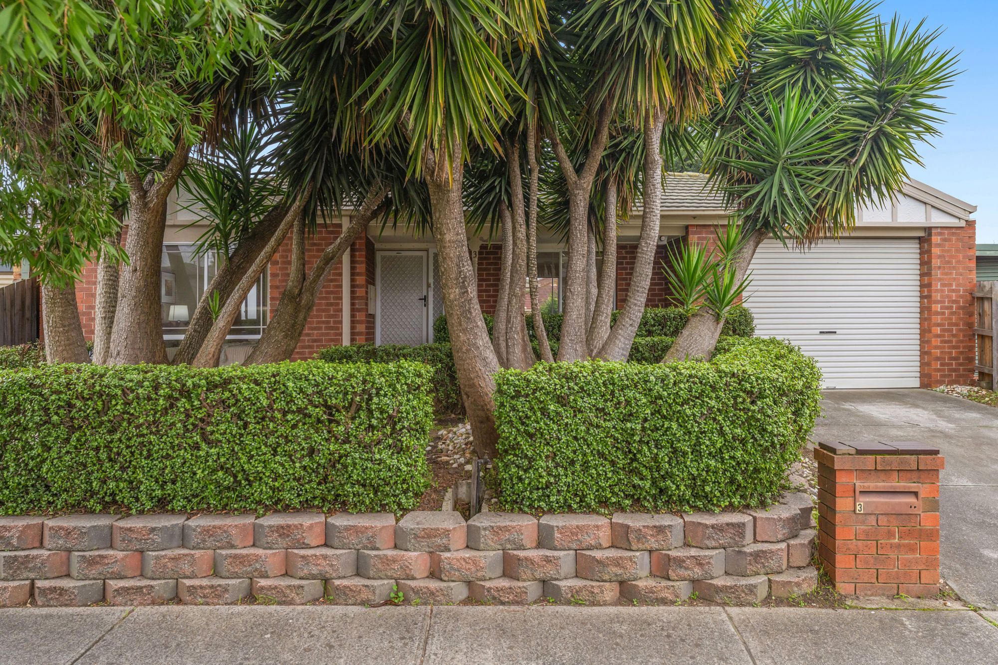 3 Bellevue Drive — photo 14 of 16
