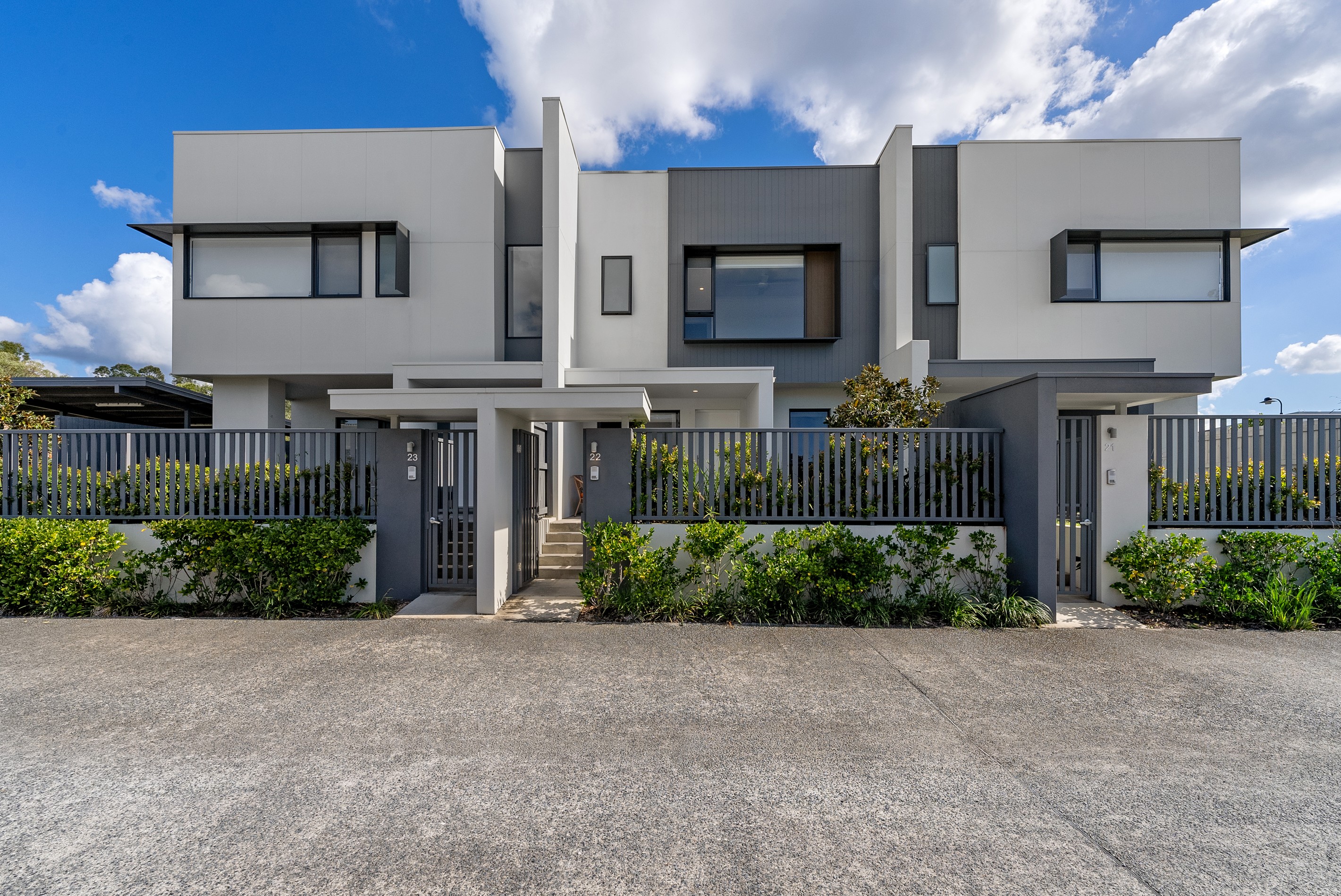 22/2 Vale Avenue, Arundel, QLD 4214