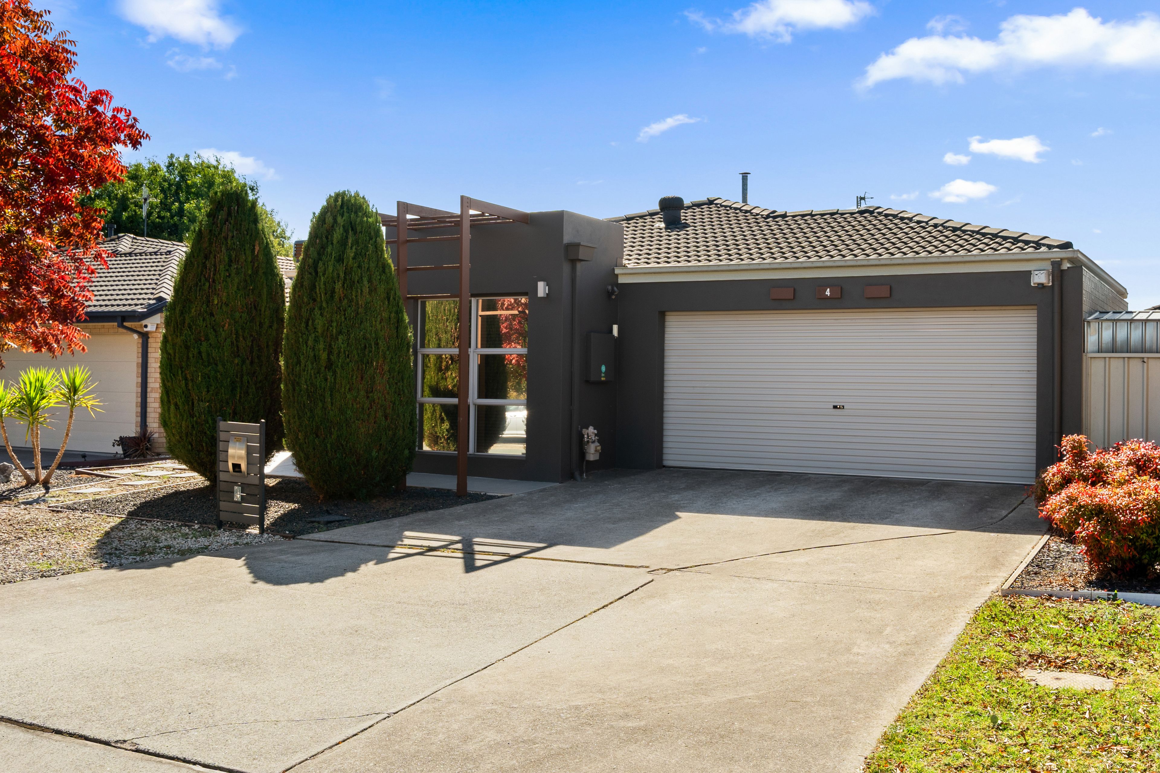 4 De Mole Street, Dunlop, ACT 2615