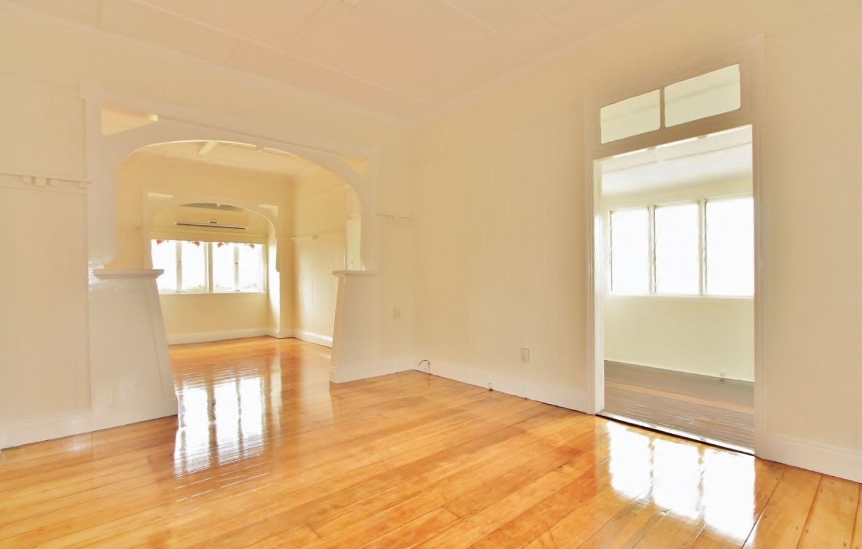 18 Chatsworth Road, Greenslopes, QLD 4120
