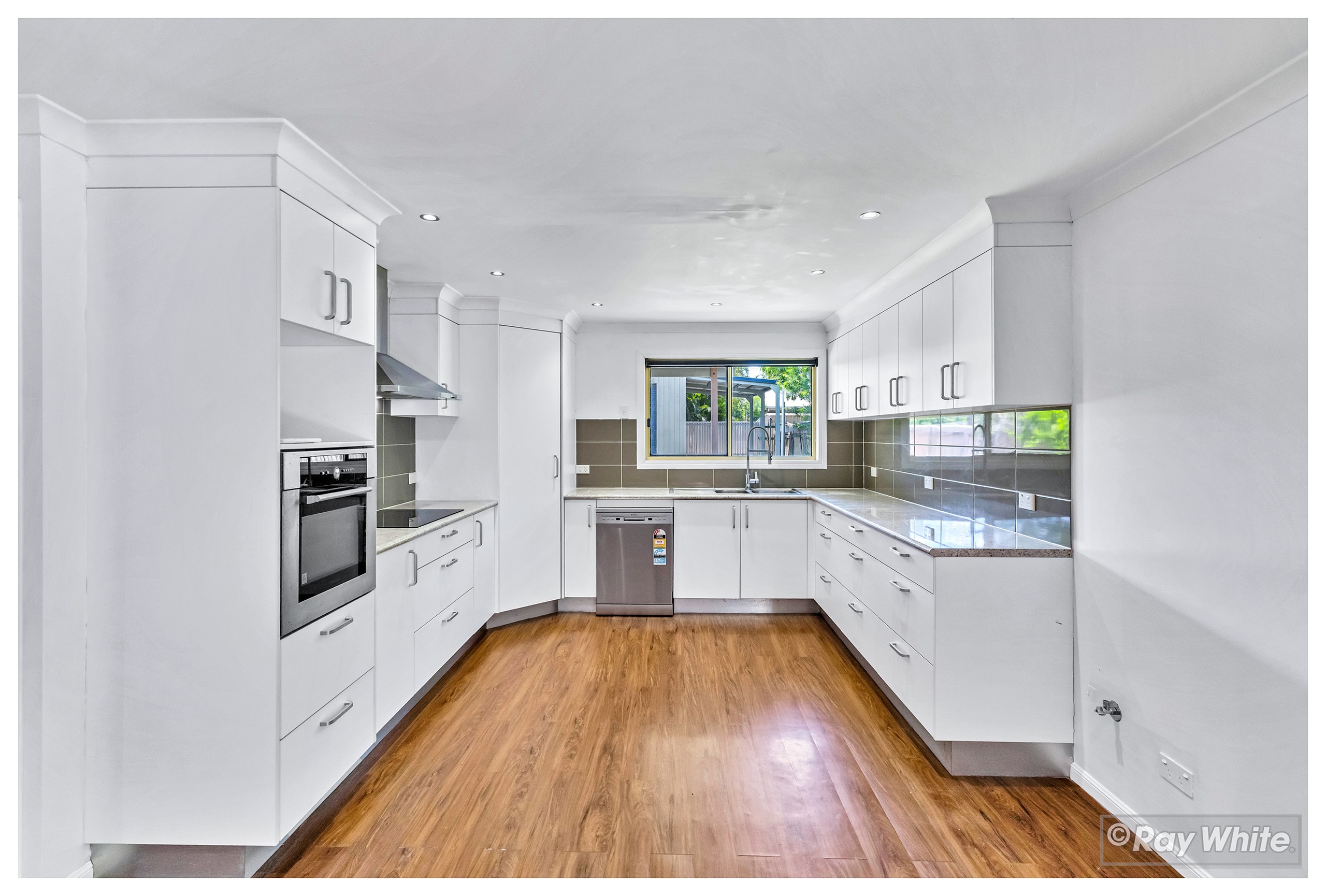 32 Oxford Street, Allenstown, QLD 4700