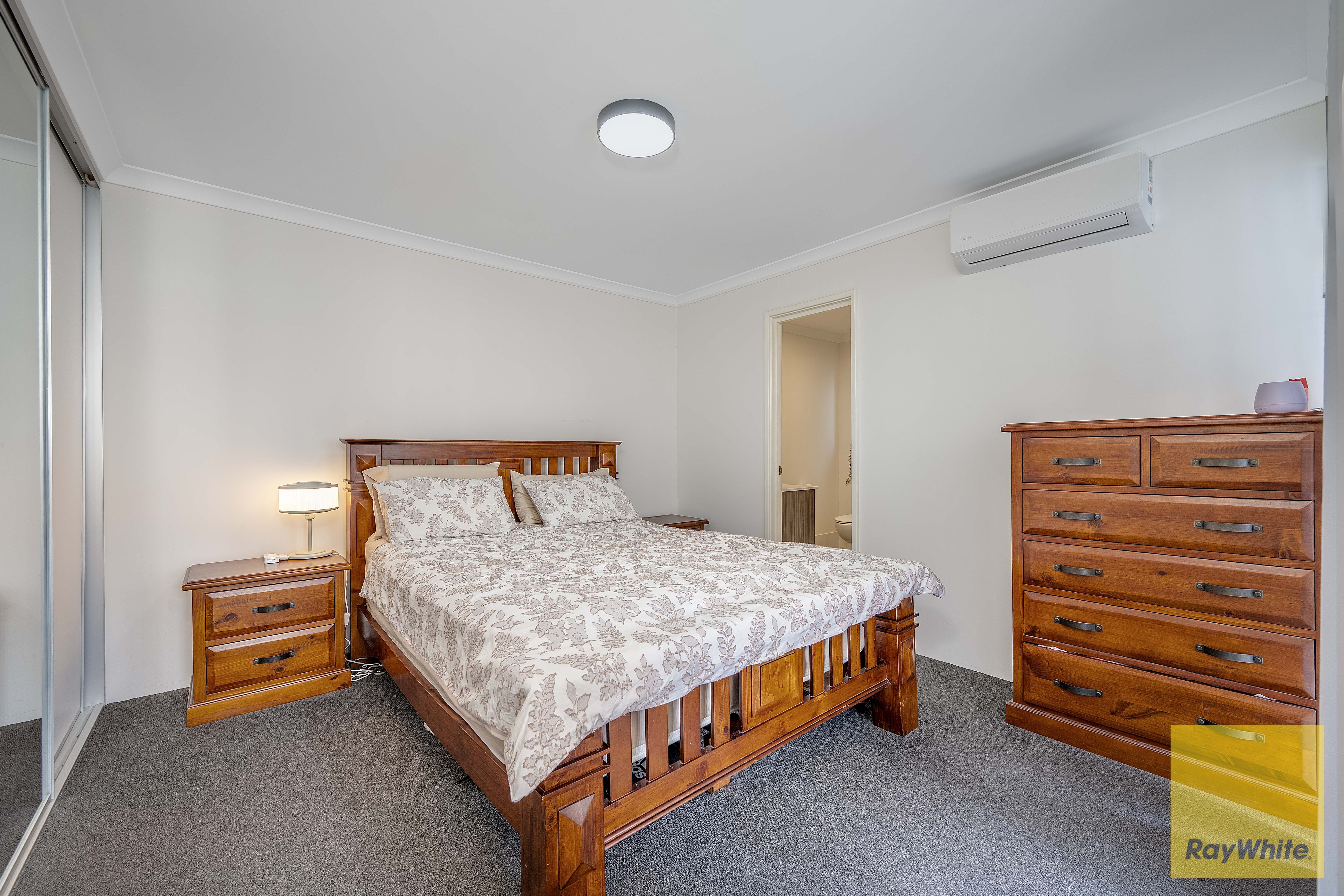 17C Nollamara Avenue — photo 8 of 15