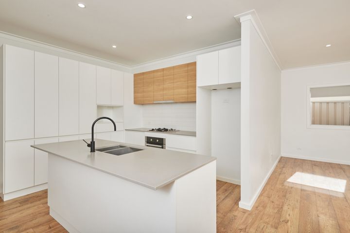 1/7 Rose Place, BOOROOMA, NSW 2650