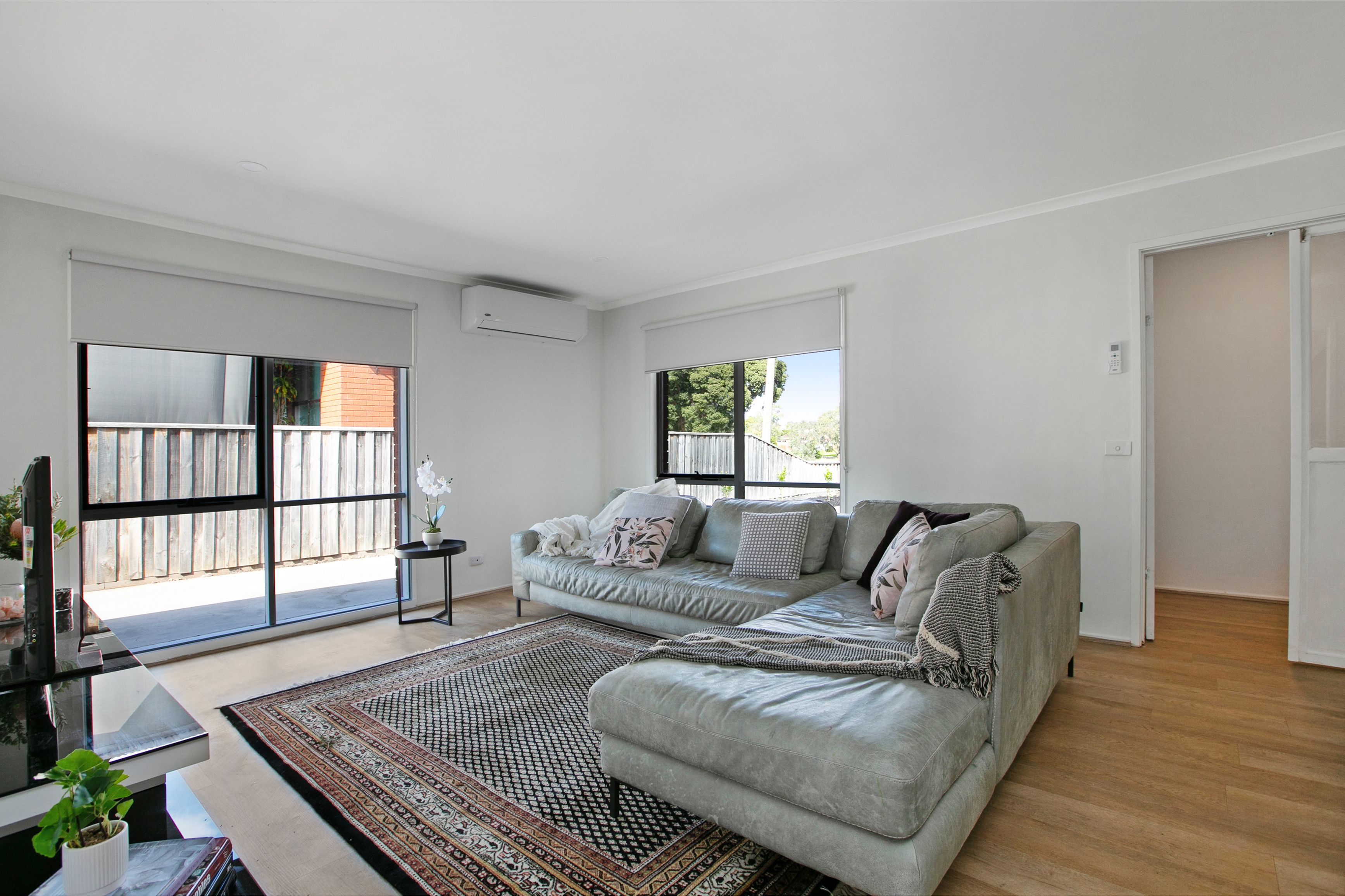 1/12 Rathcown Road, Reservoir, VIC 3073
