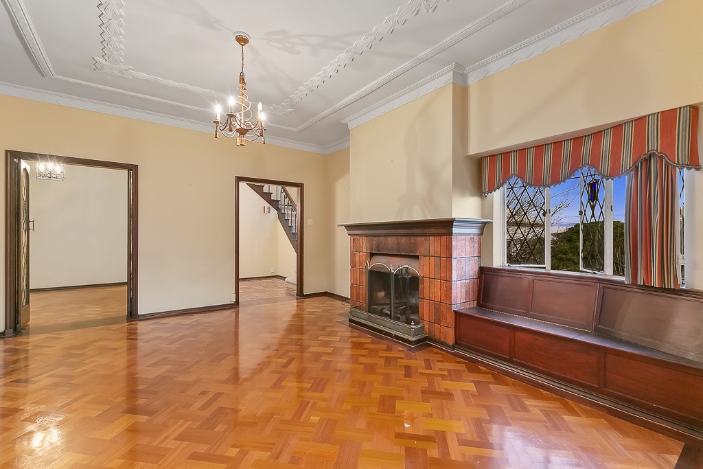 97 Crescent Road, Hamilton, QLD 4007