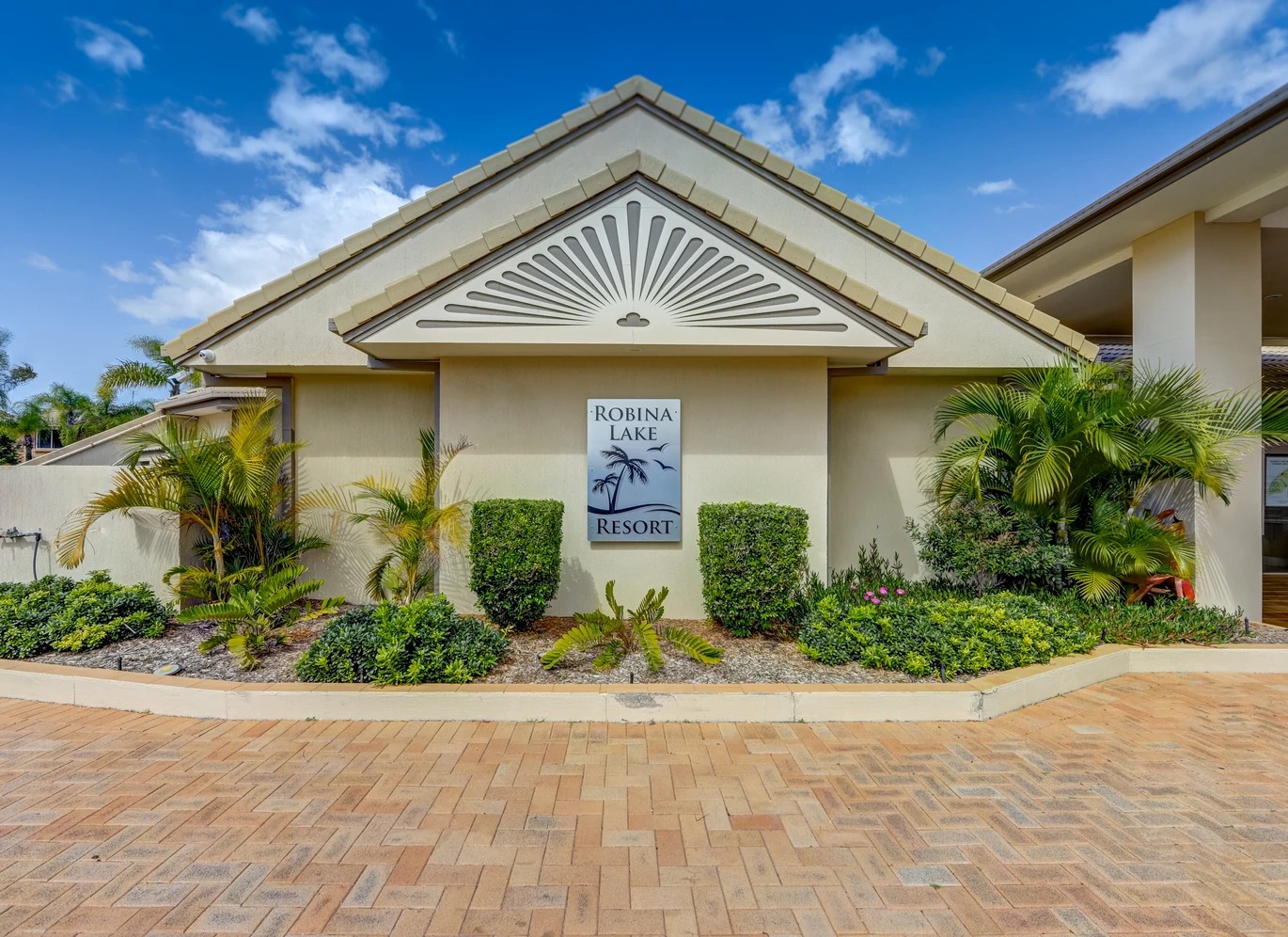 75/1 Resort Drive, Robina, QLD 4226