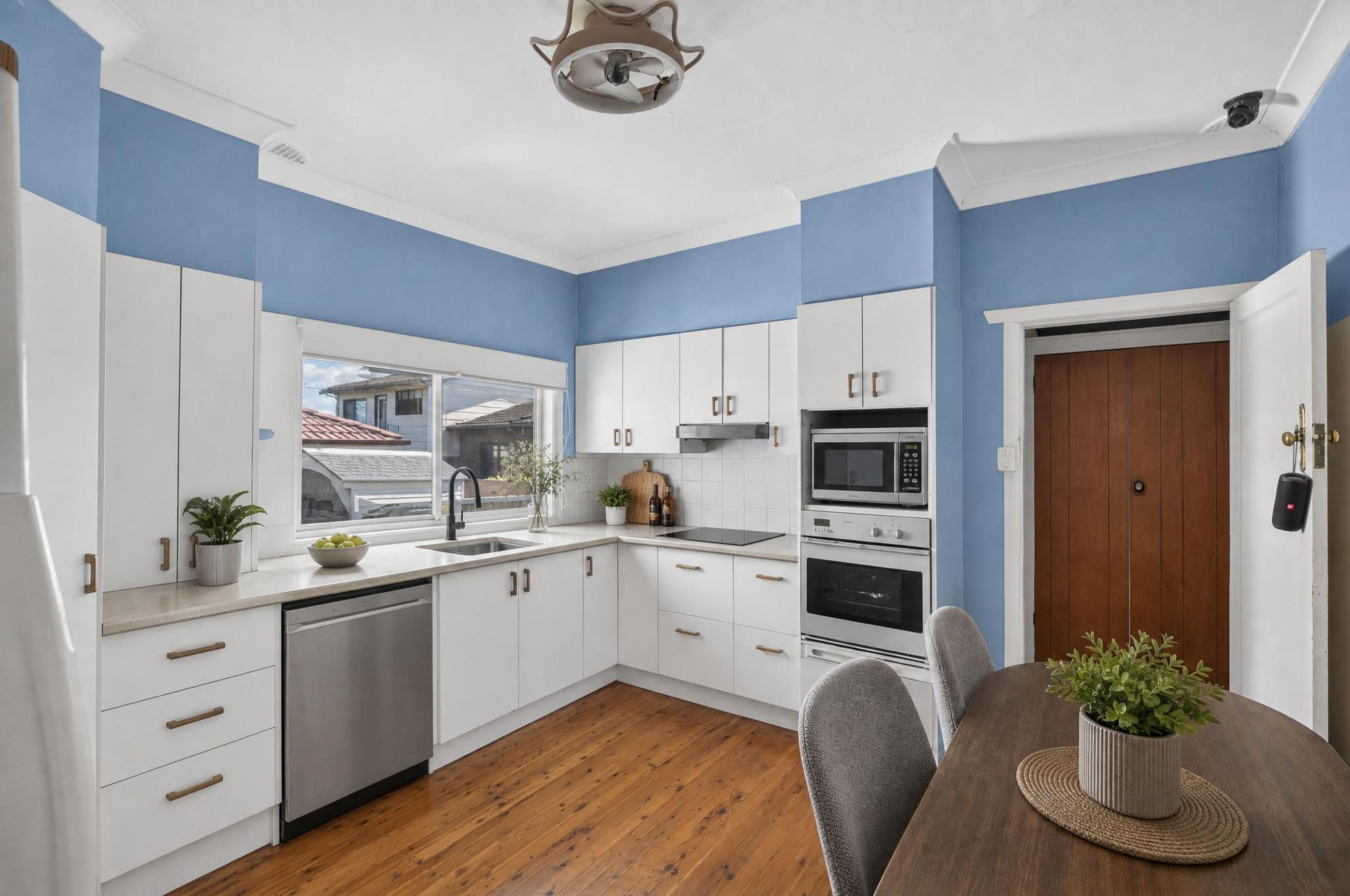 33 Trafalgar Street — photo 3 of 19