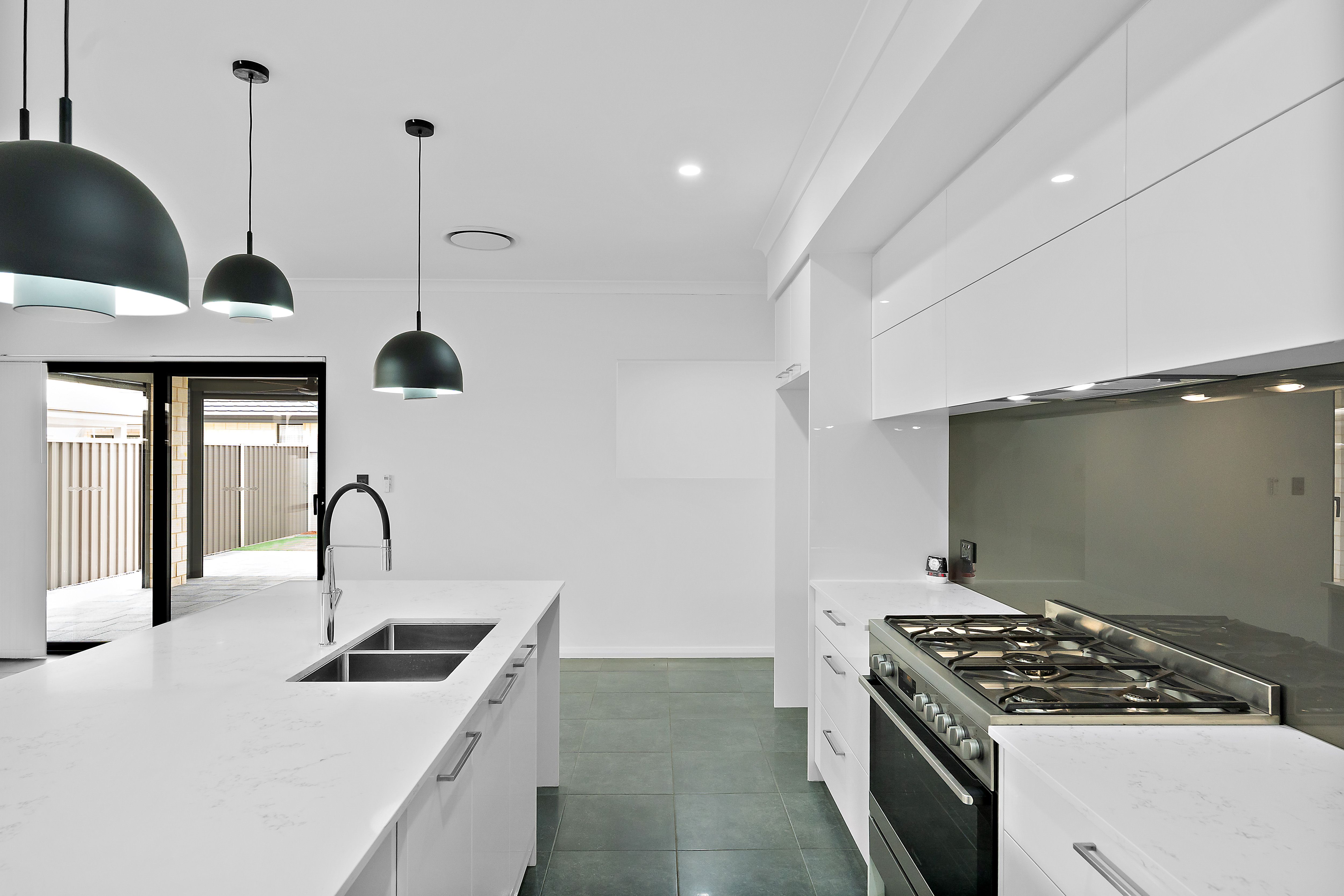 14 Criddle Way, Hammond Park, WA 6164