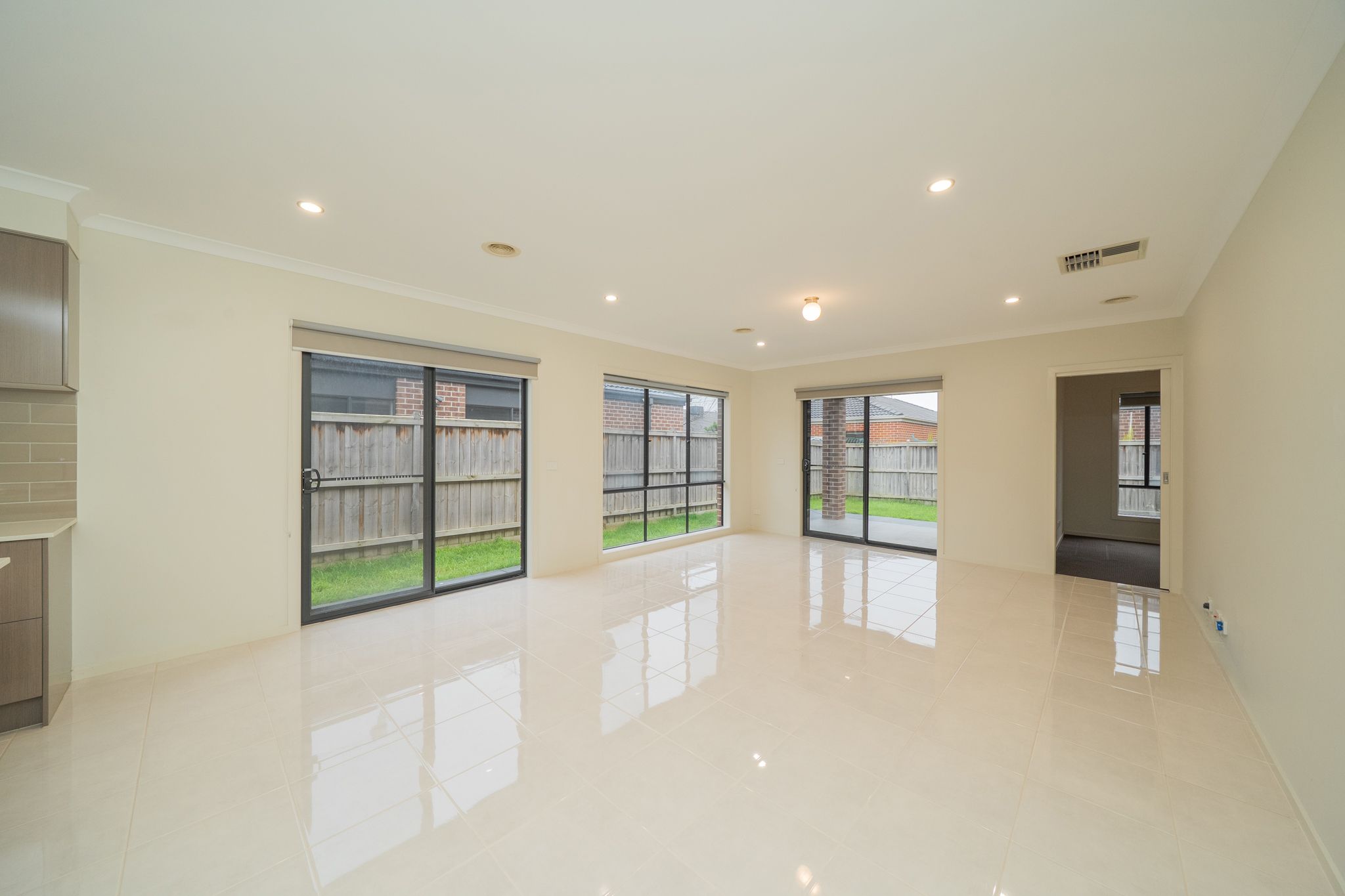 28 Moxham Drive, Clyde North, VIC 3978
