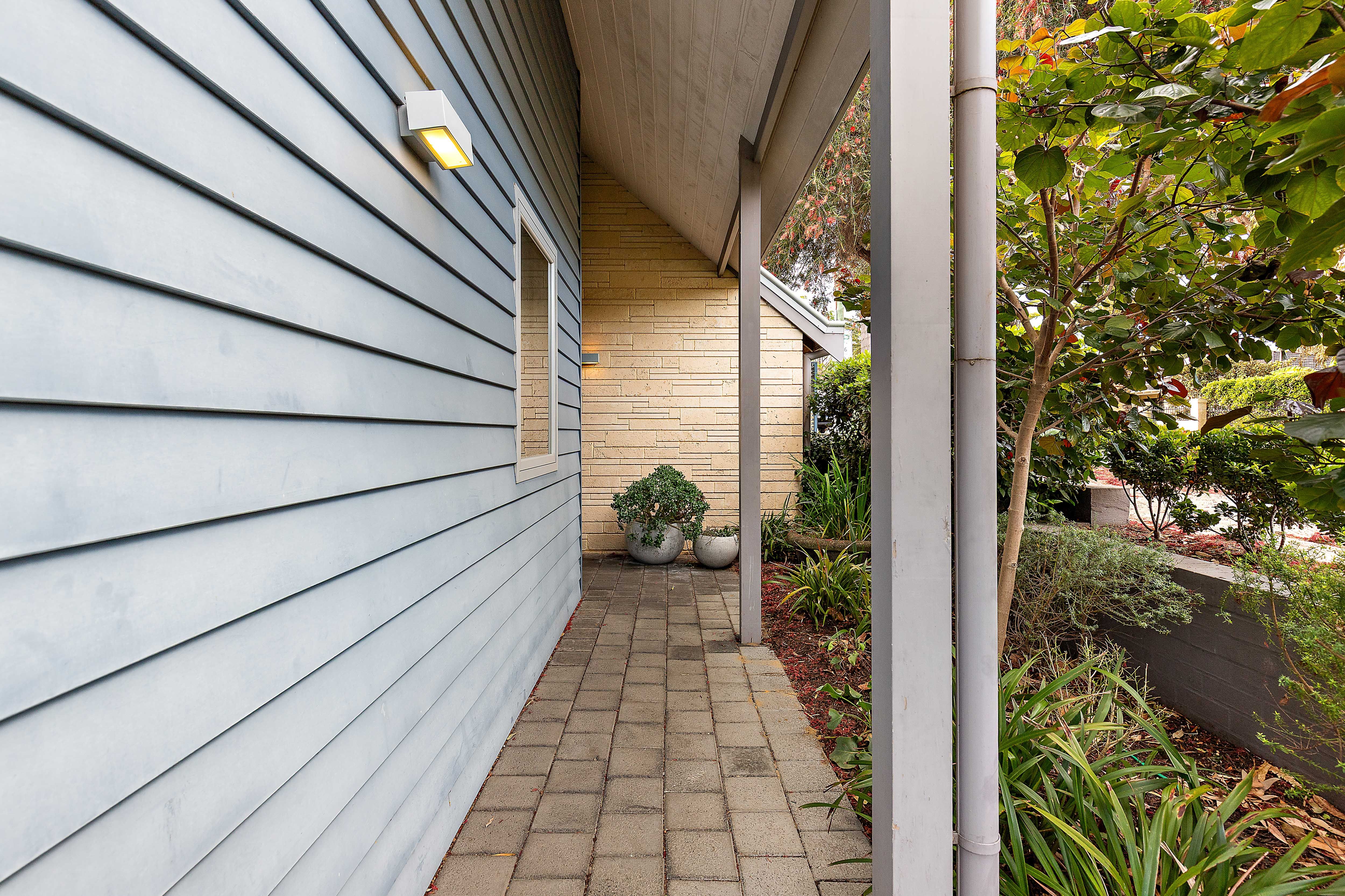 8A/Samson Street — photo 18 of 20