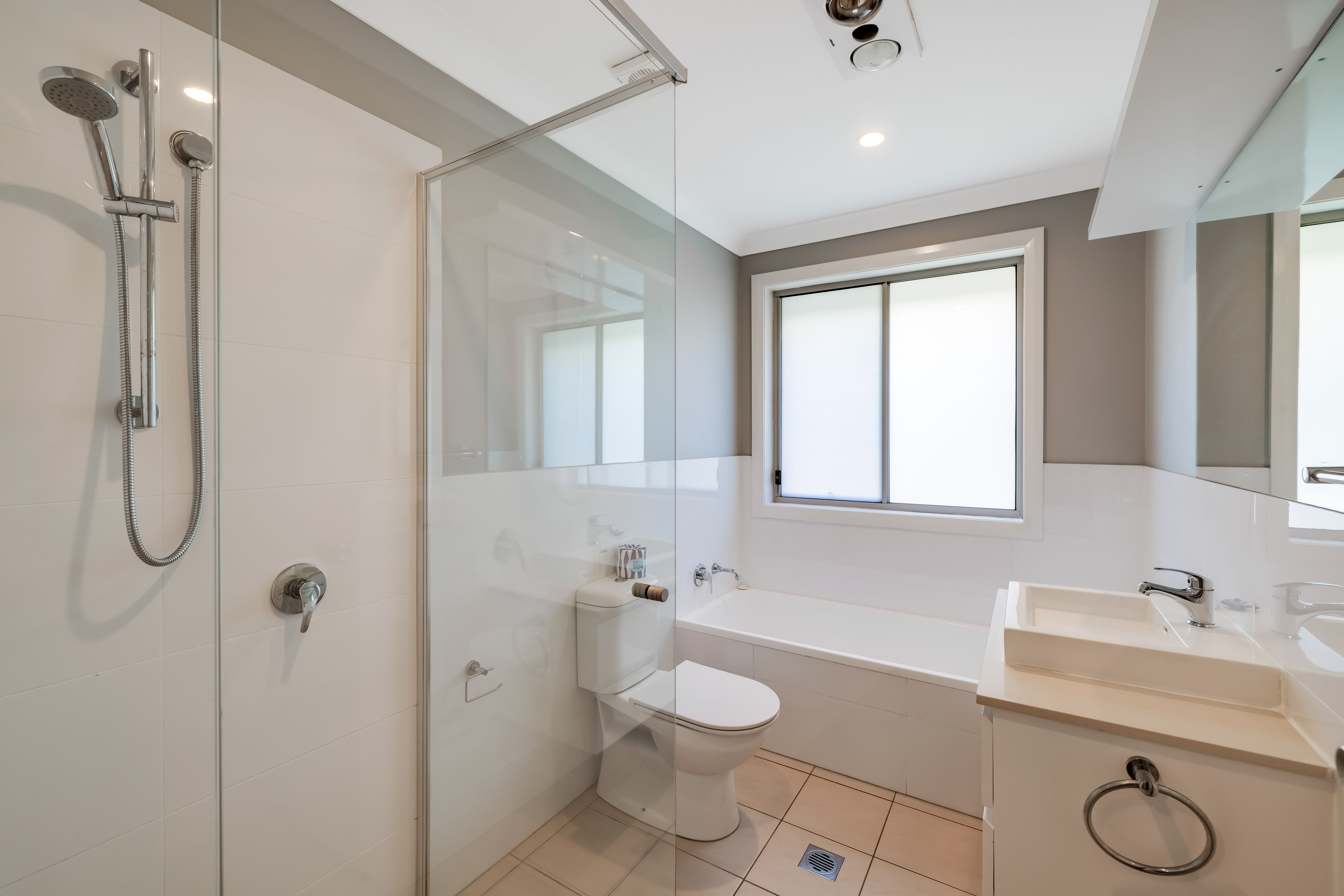 6 Peacehaven Way — photo 12 of 15