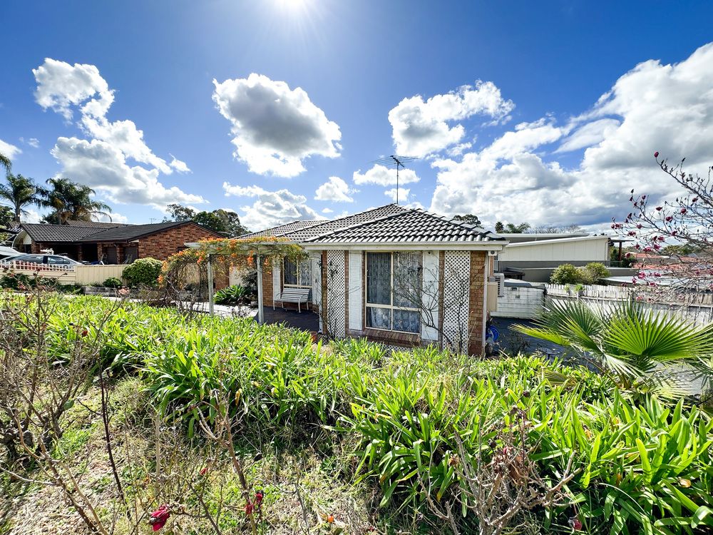 43 Donalbain Circuit, Rosemeadow, NSW 2560