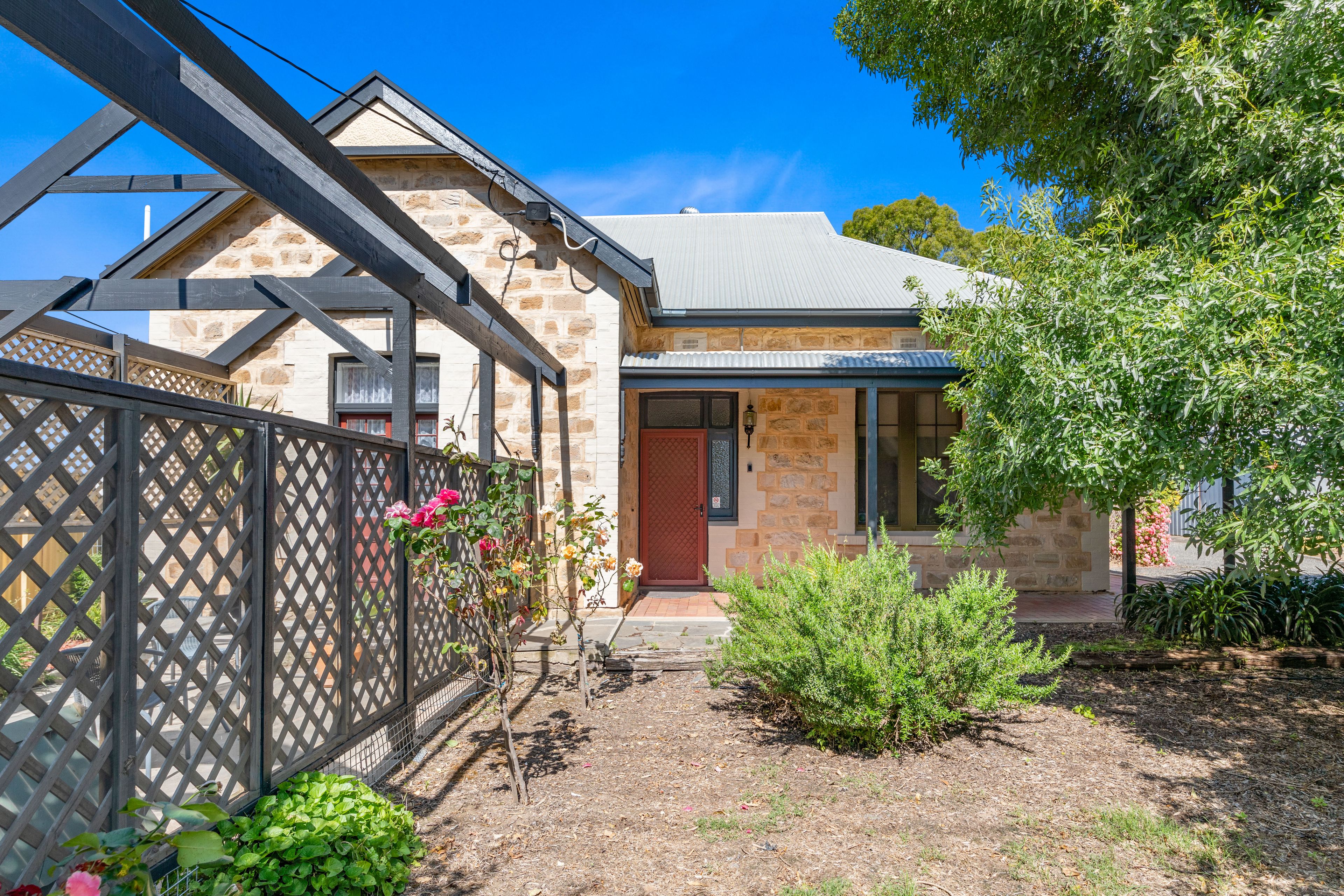 7 Main North Road, Watervale, SA 5452