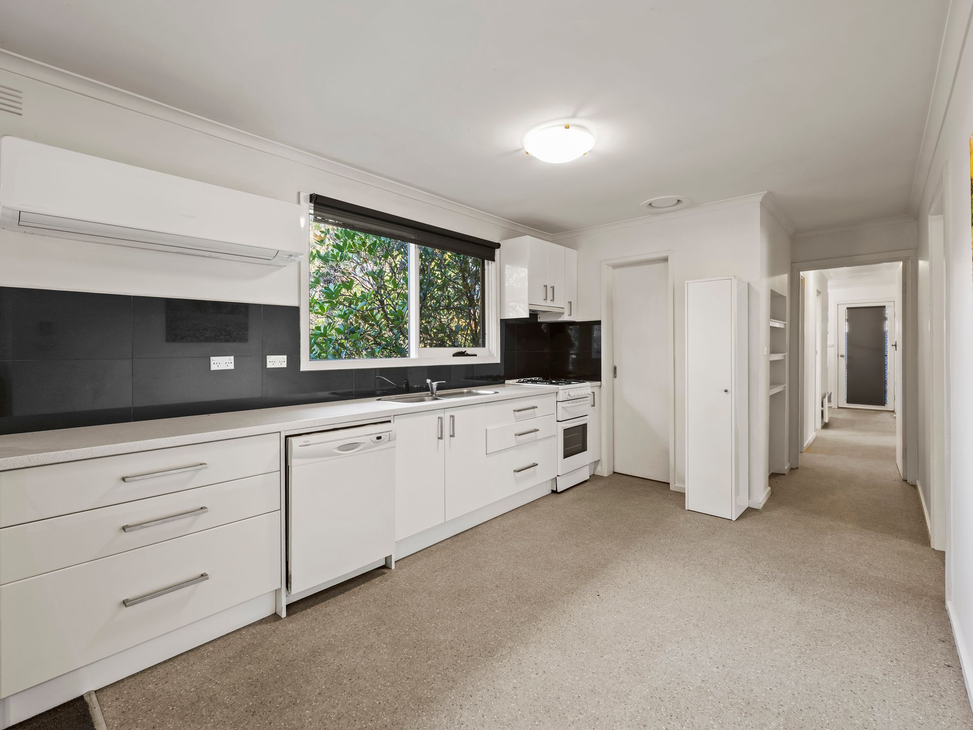 39 Chenery Street — photo 8 of 15