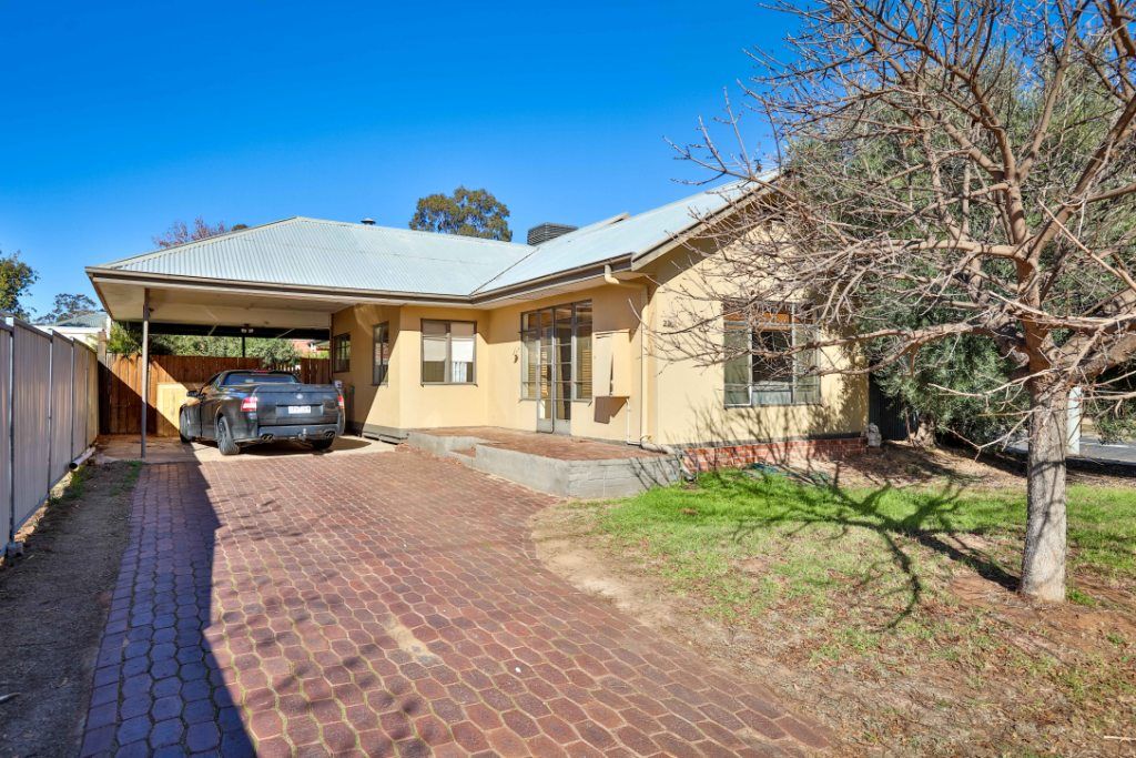 220 Walnut Avenue, Mildura, VIC 3500