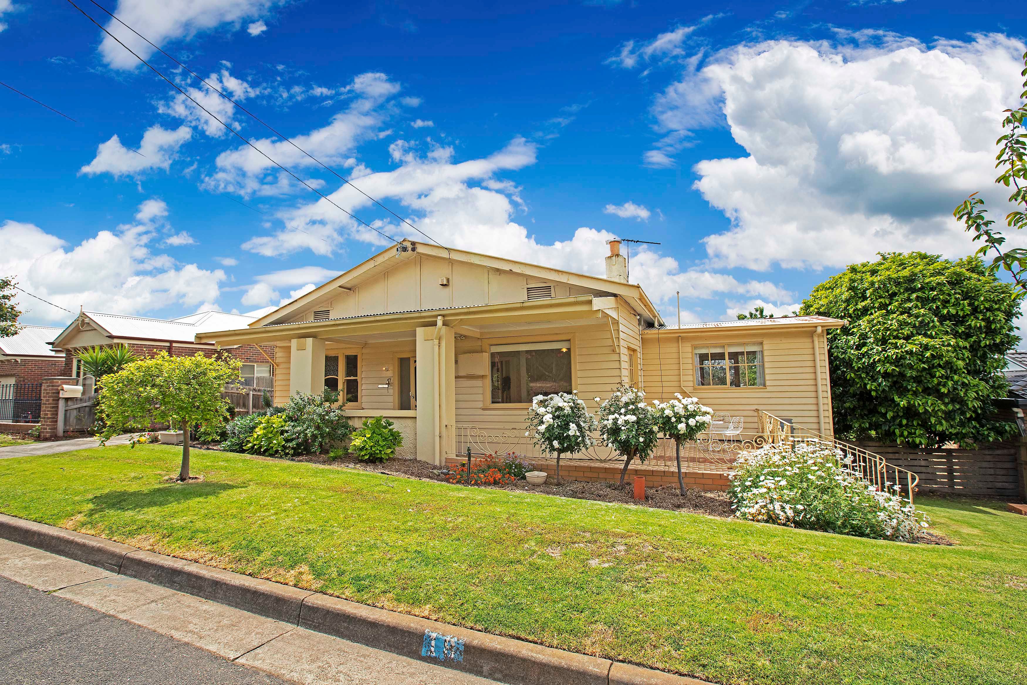 18 Victoria Terrace, Belmont, VIC 3216