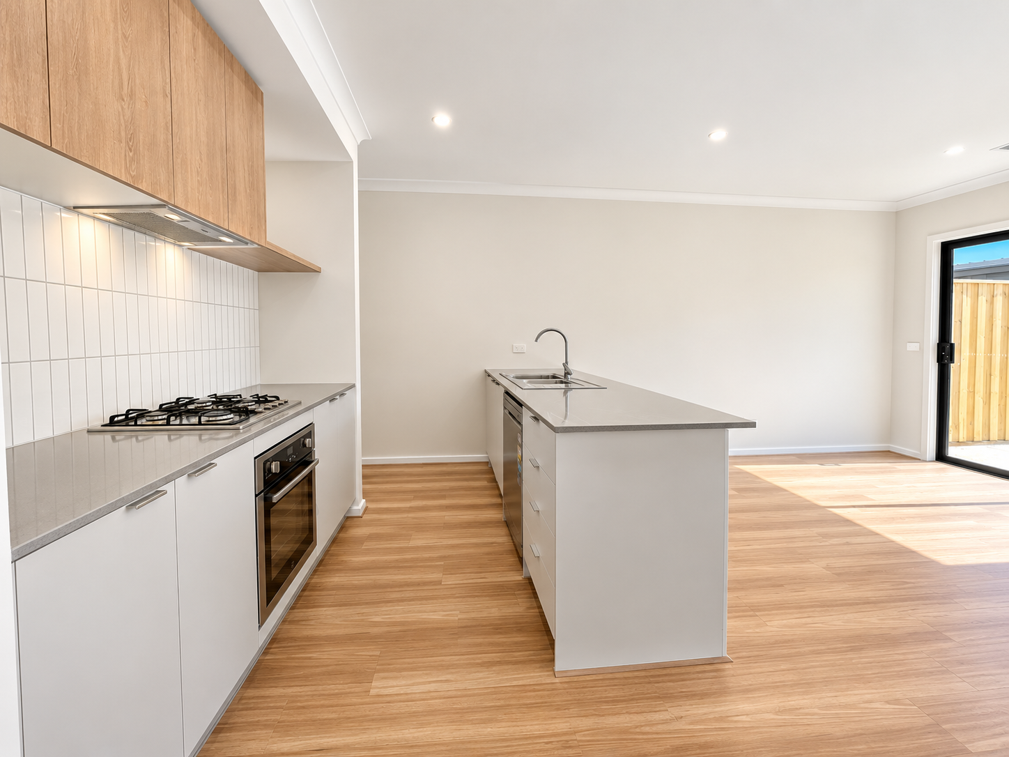 18 Molloy Walk — photo 3 of 12