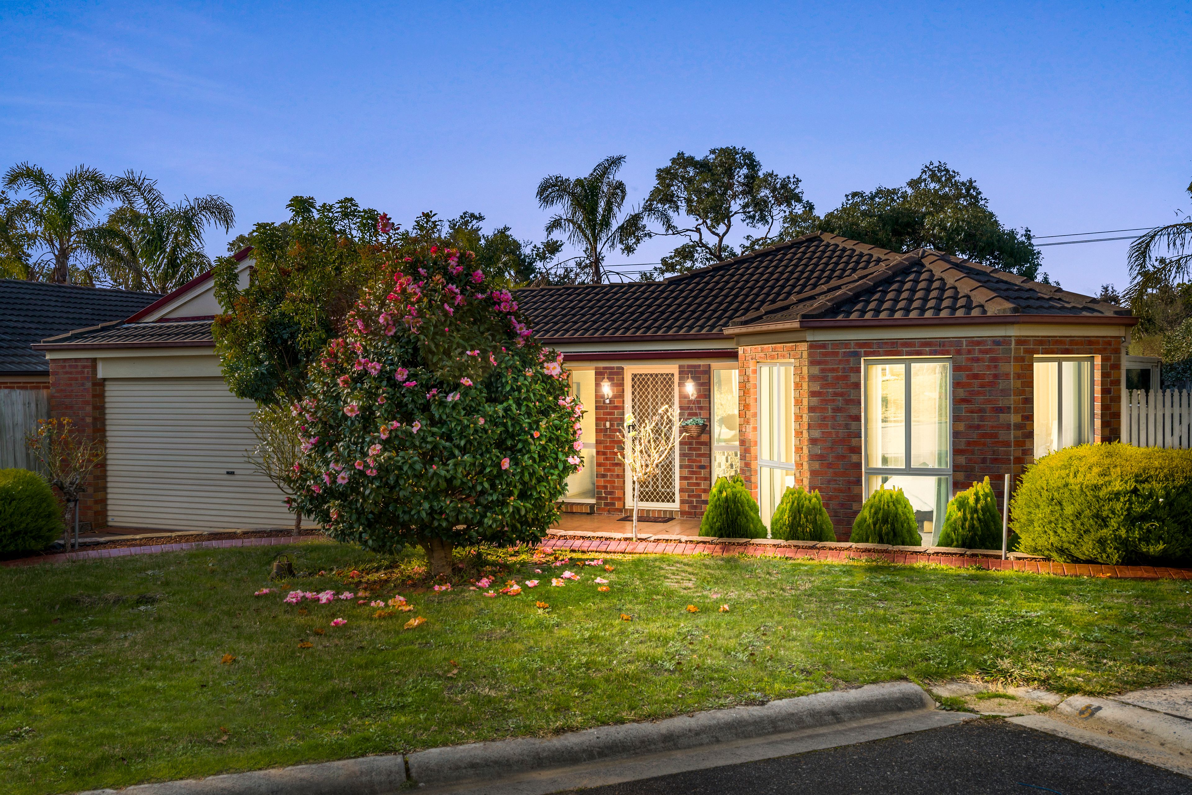 13 Trafalgar Square, Frankston South, VIC 3199